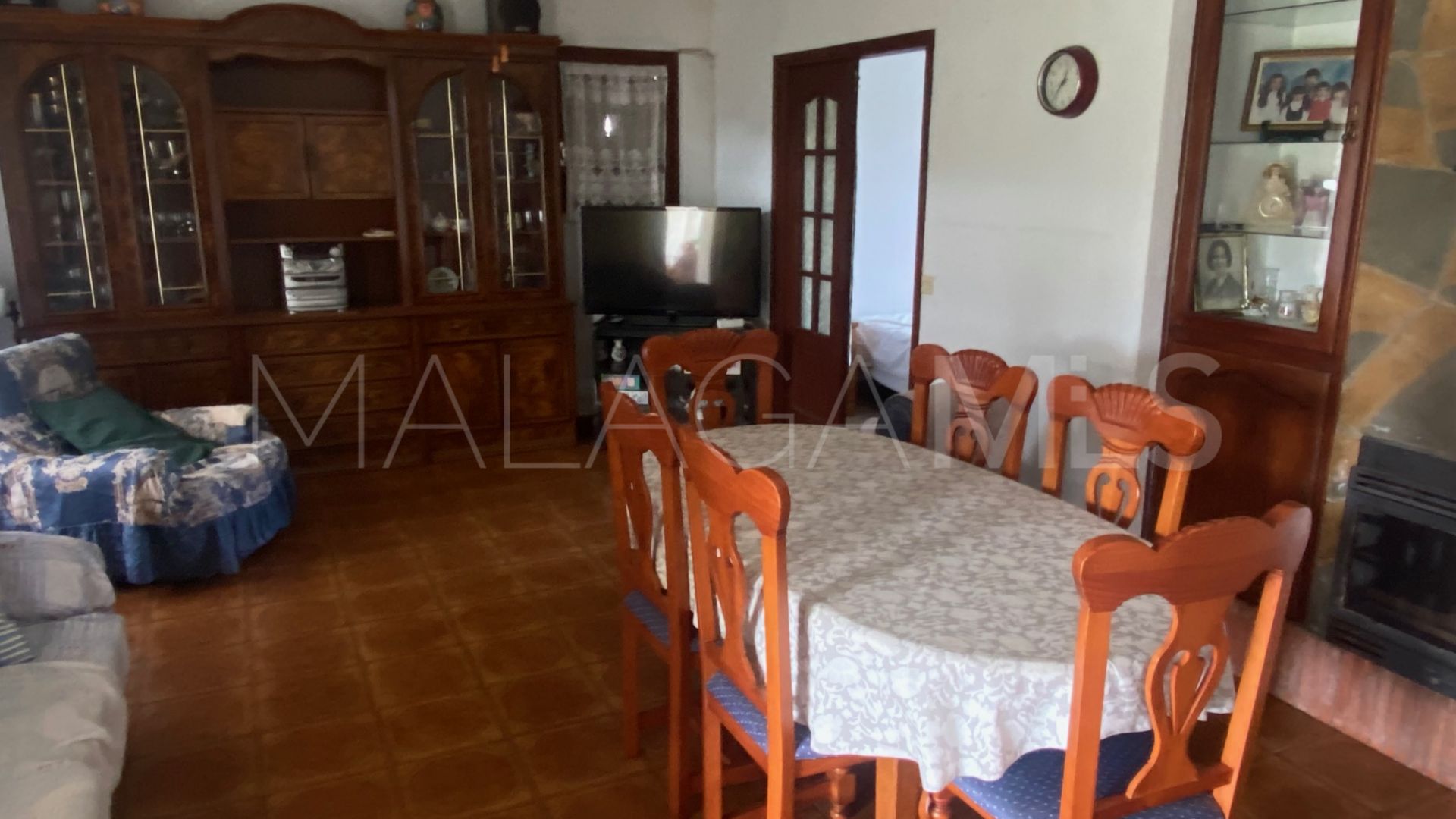 Villa for sale in El Velerin with 5 bedrooms