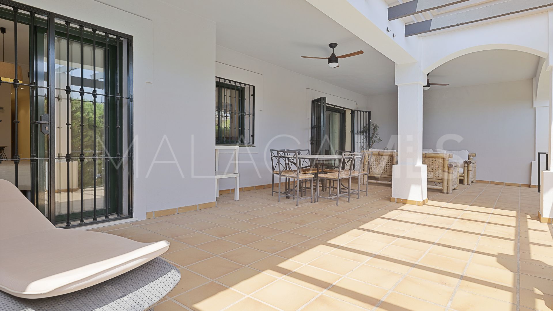 San Pedro de Alcantara, apartamento planta baja a la venta de 3 bedrooms