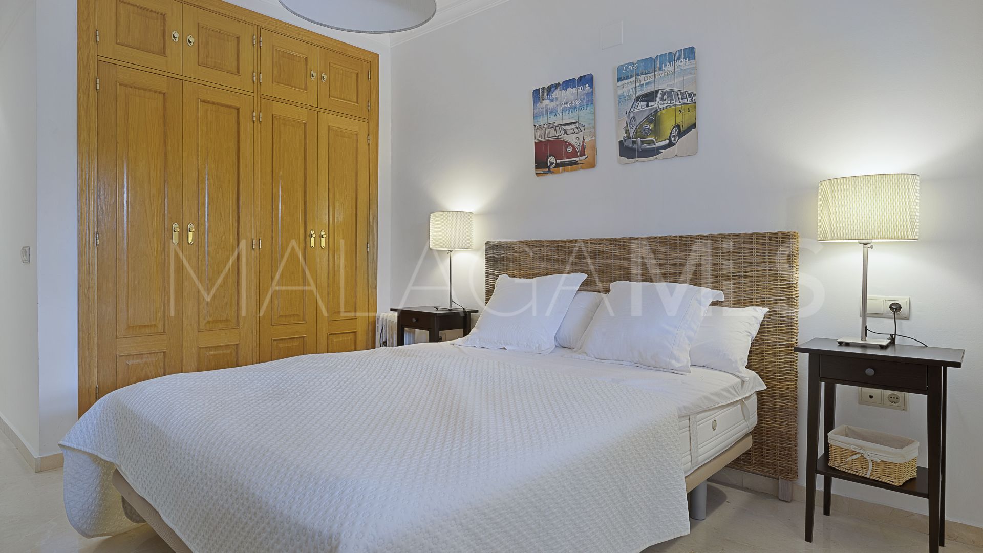 San Pedro de Alcantara, apartamento planta baja a la venta de 3 bedrooms