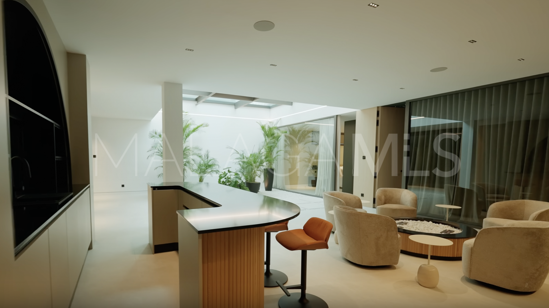 Villa for sale in Marbella Goldene Meile