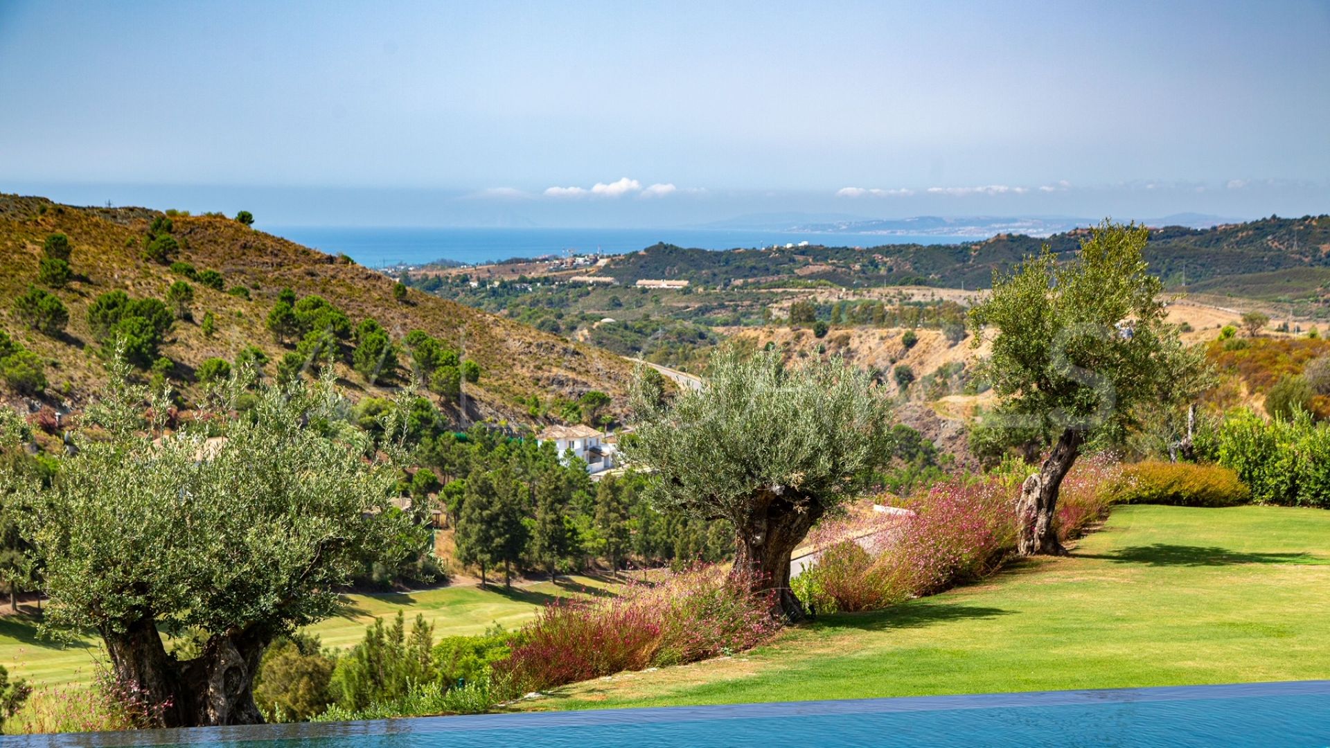 For sale Marbella Club Golf Resort villa