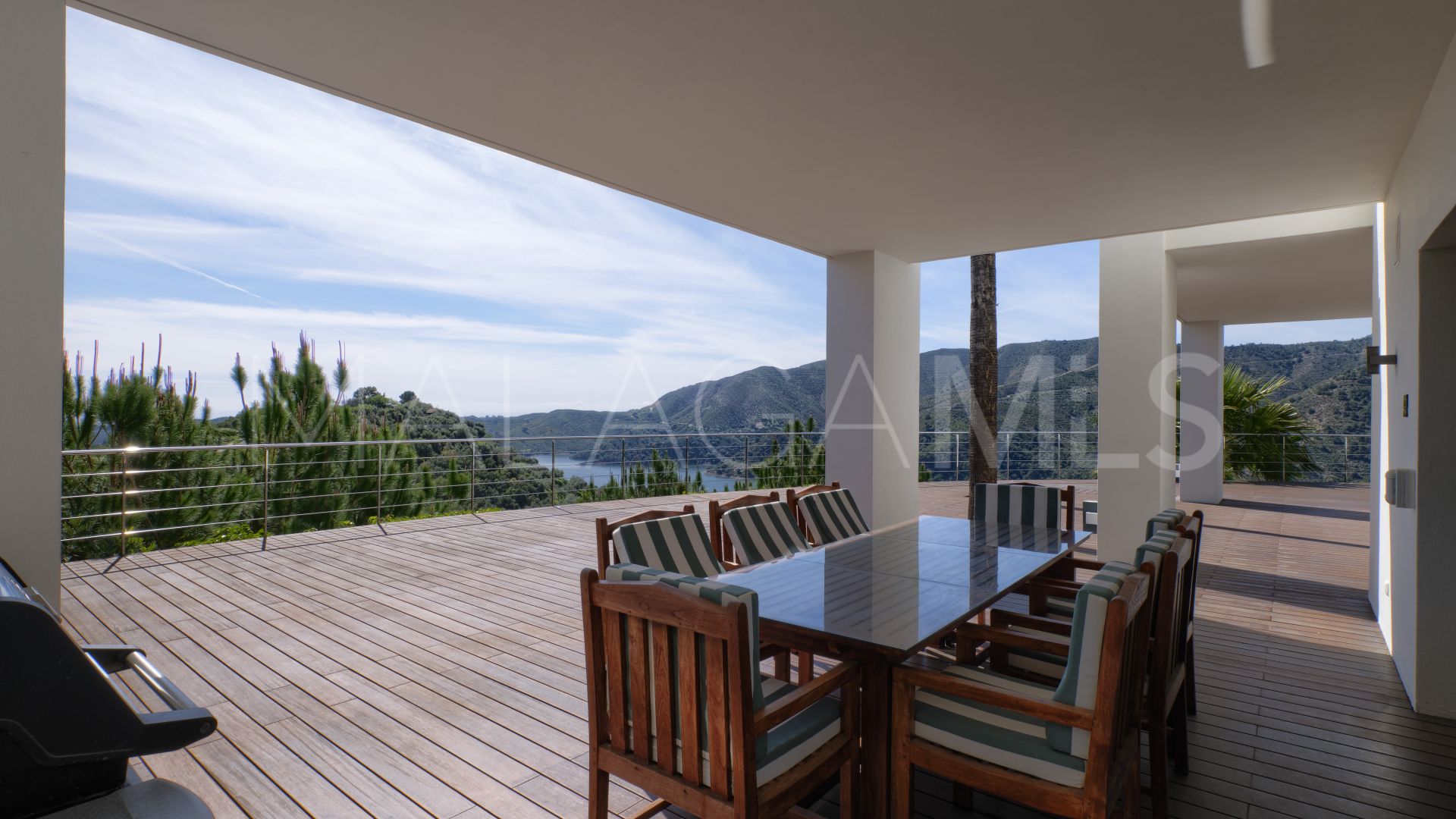 Villa for sale in Carretera de Istan with 5 bedrooms