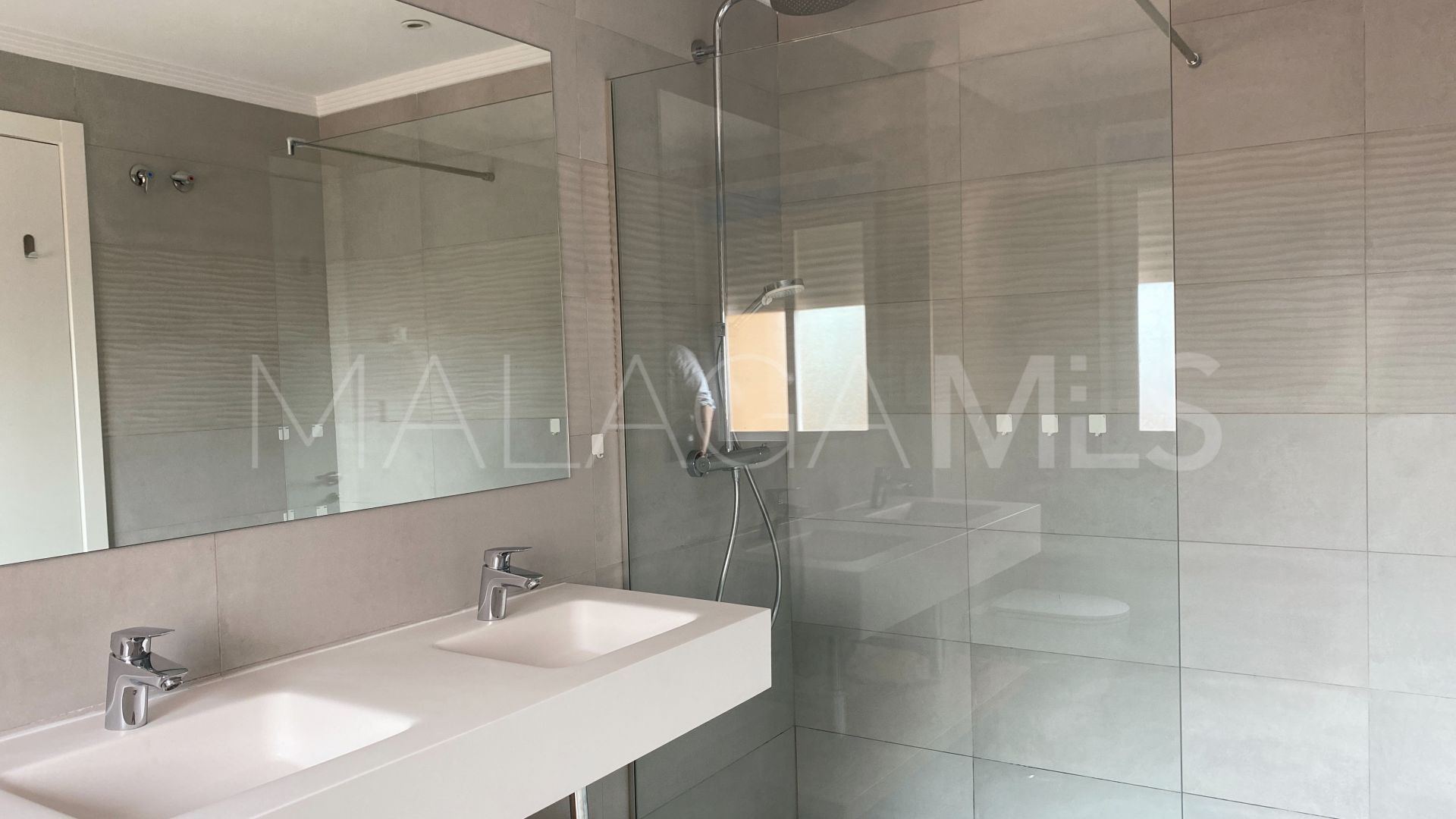 Radhus for sale in Paraíso Bellevue