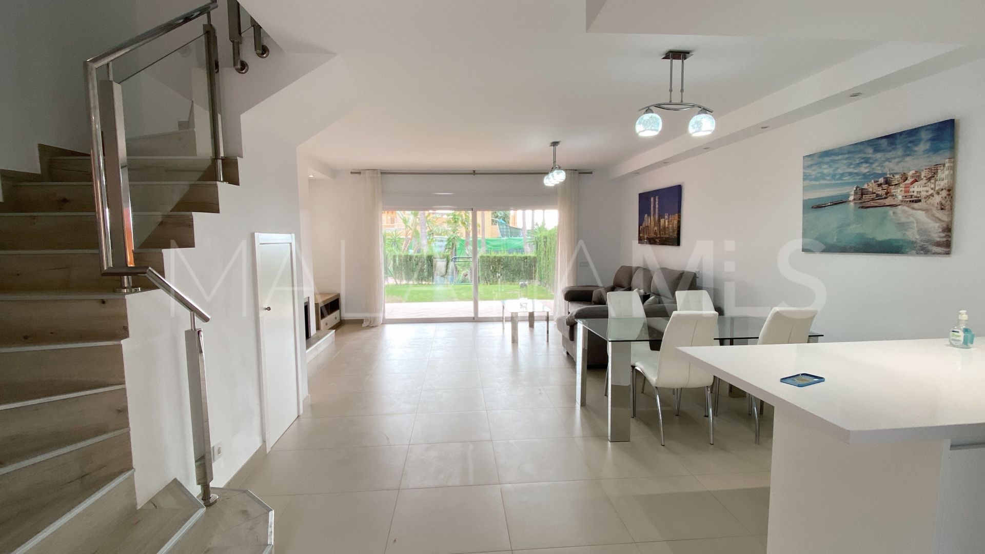 Radhus for sale in Paraíso Bellevue