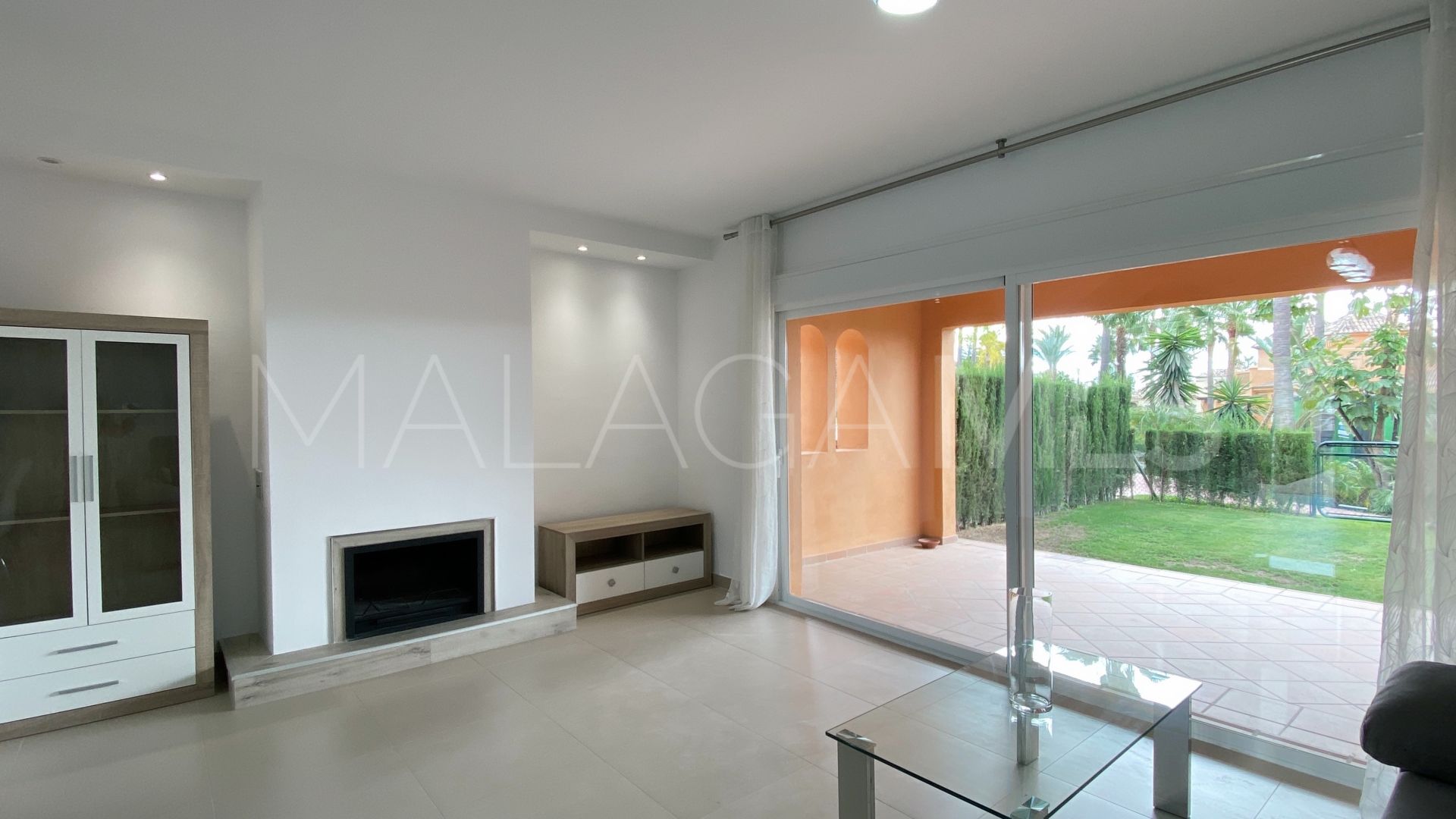 Radhus for sale in Paraíso Bellevue