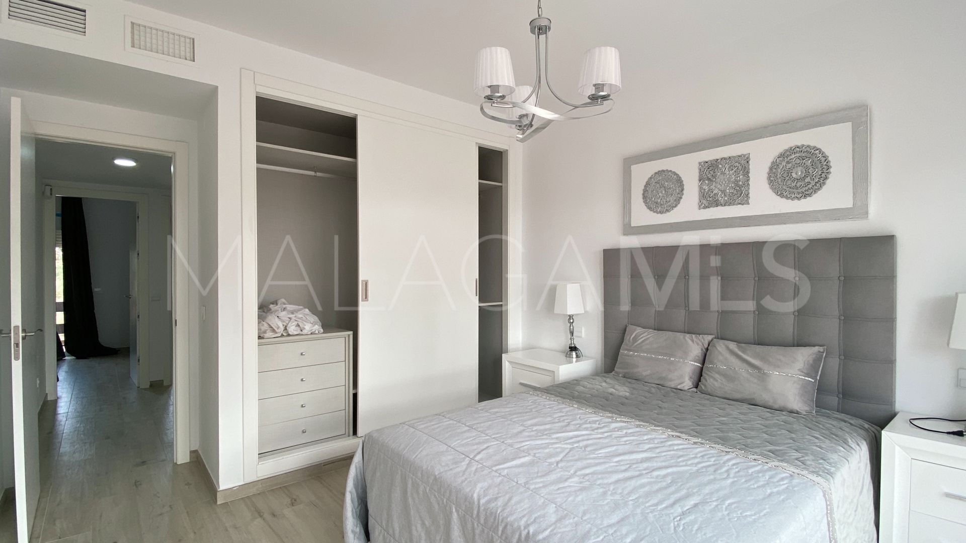 Radhus for sale in Paraíso Bellevue