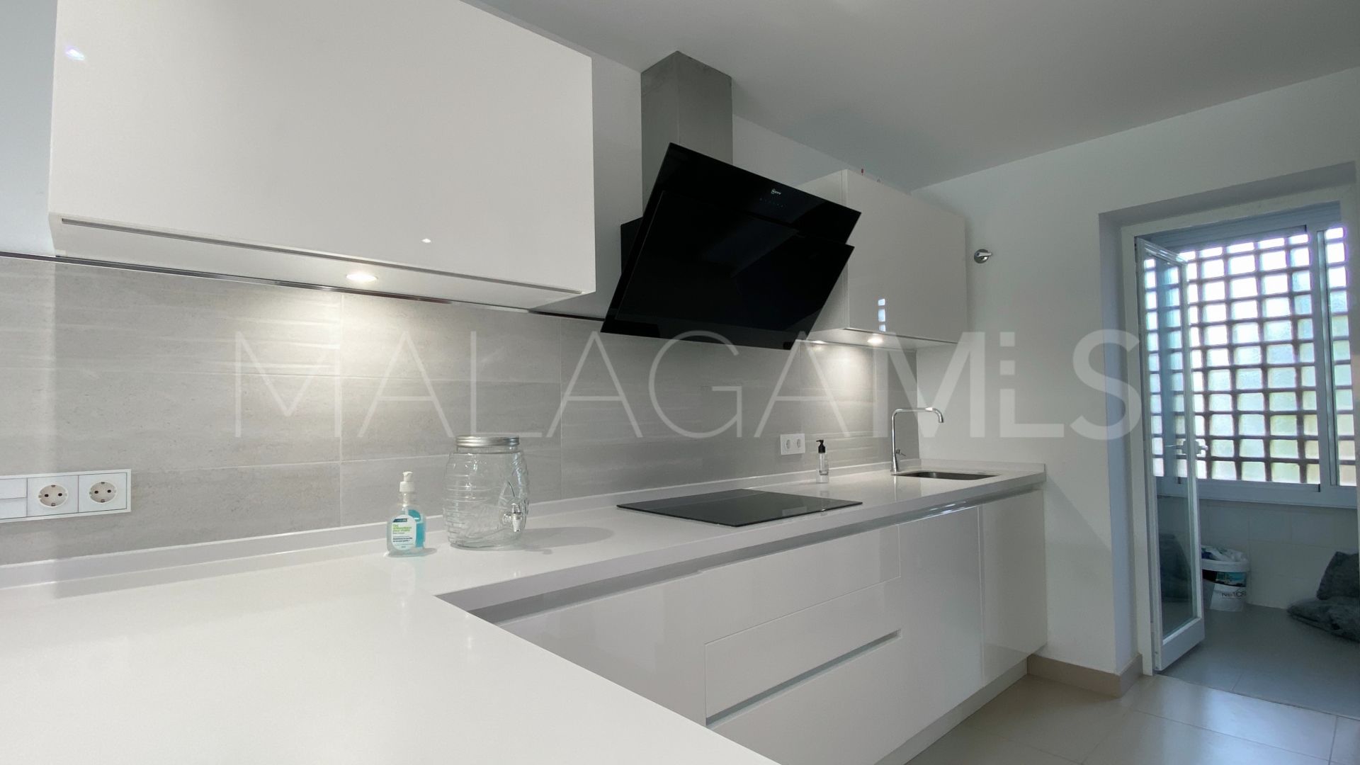 Radhus for sale in Paraíso Bellevue