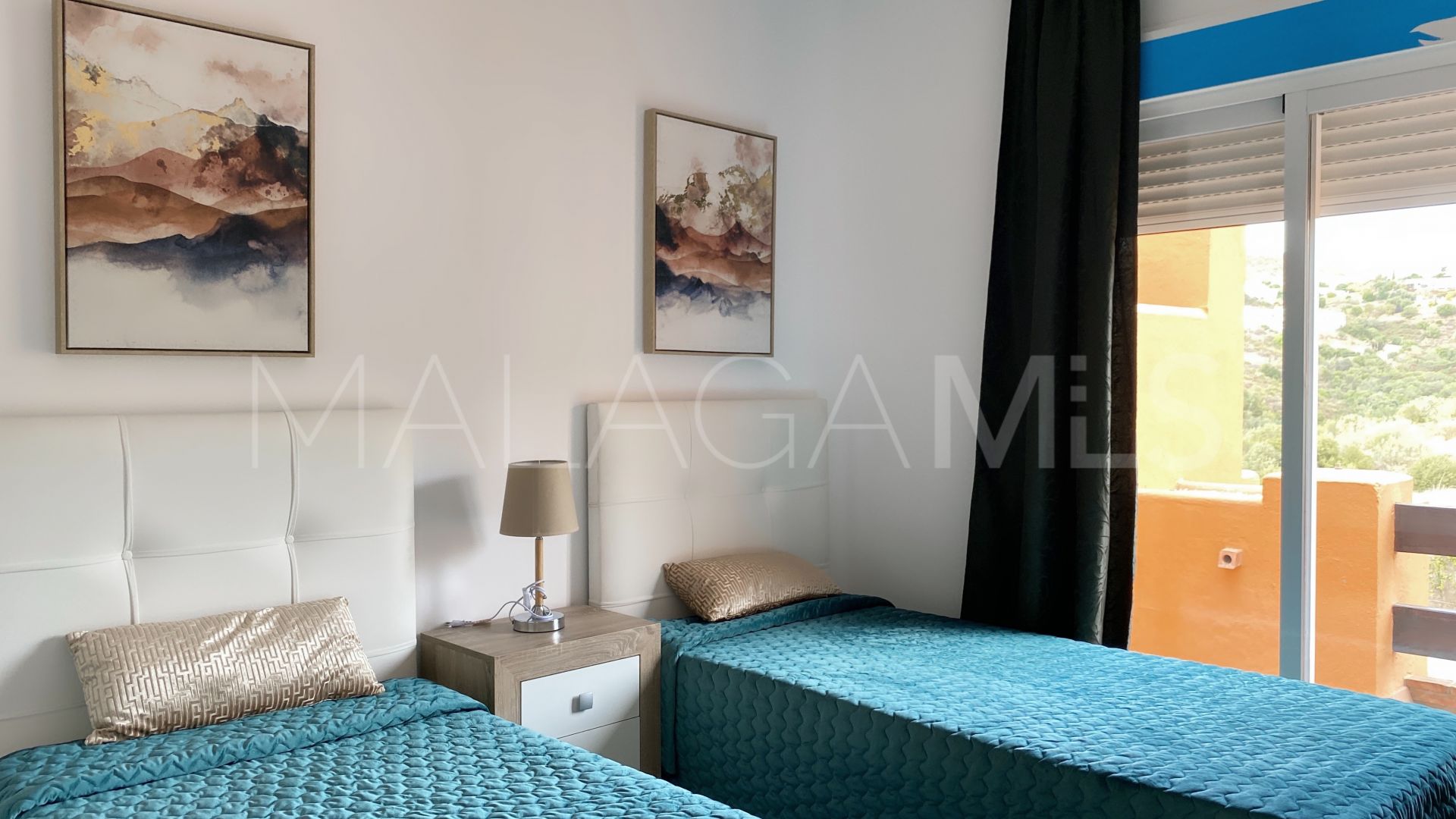 Radhus for sale in Paraíso Bellevue