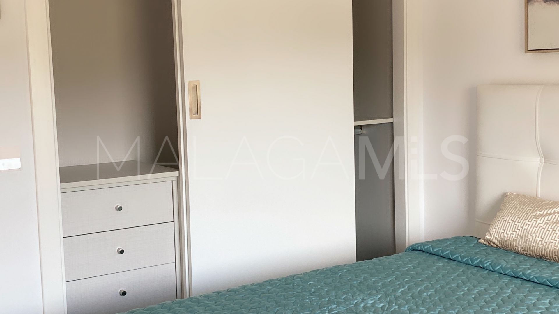 Radhus for sale in Paraíso Bellevue