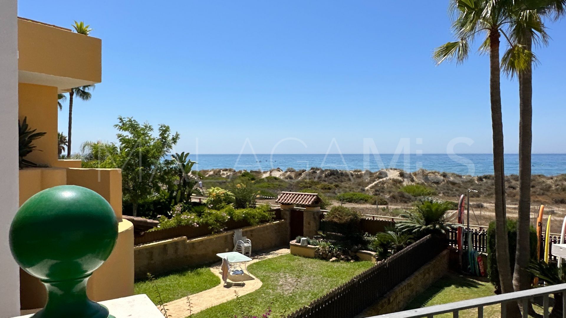 For sale semi detached house with 4 bedrooms in Bahia de Marbella