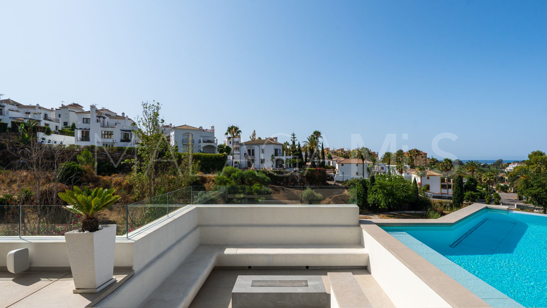 Villa for sale in La Resina Golf with 4 bedrooms