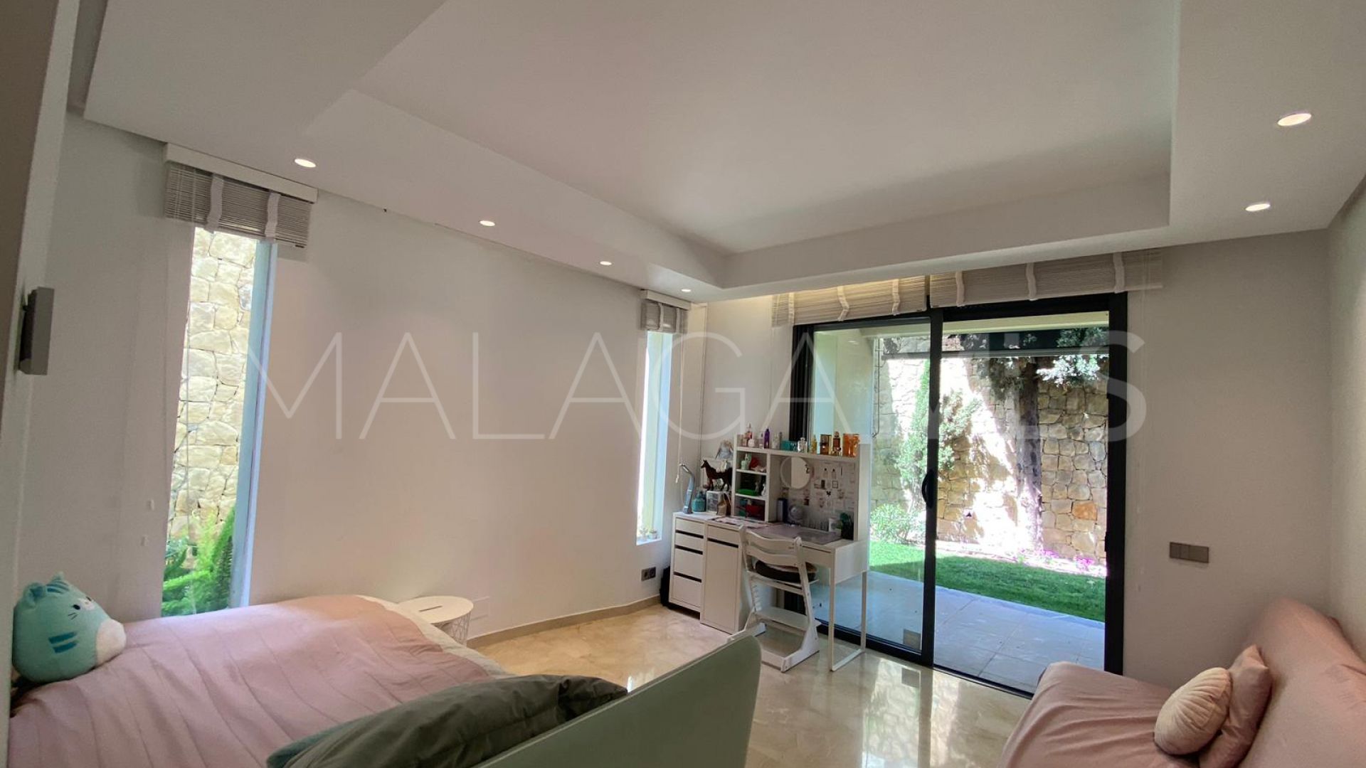Apartamento planta baja for sale with 3 bedrooms in Imara