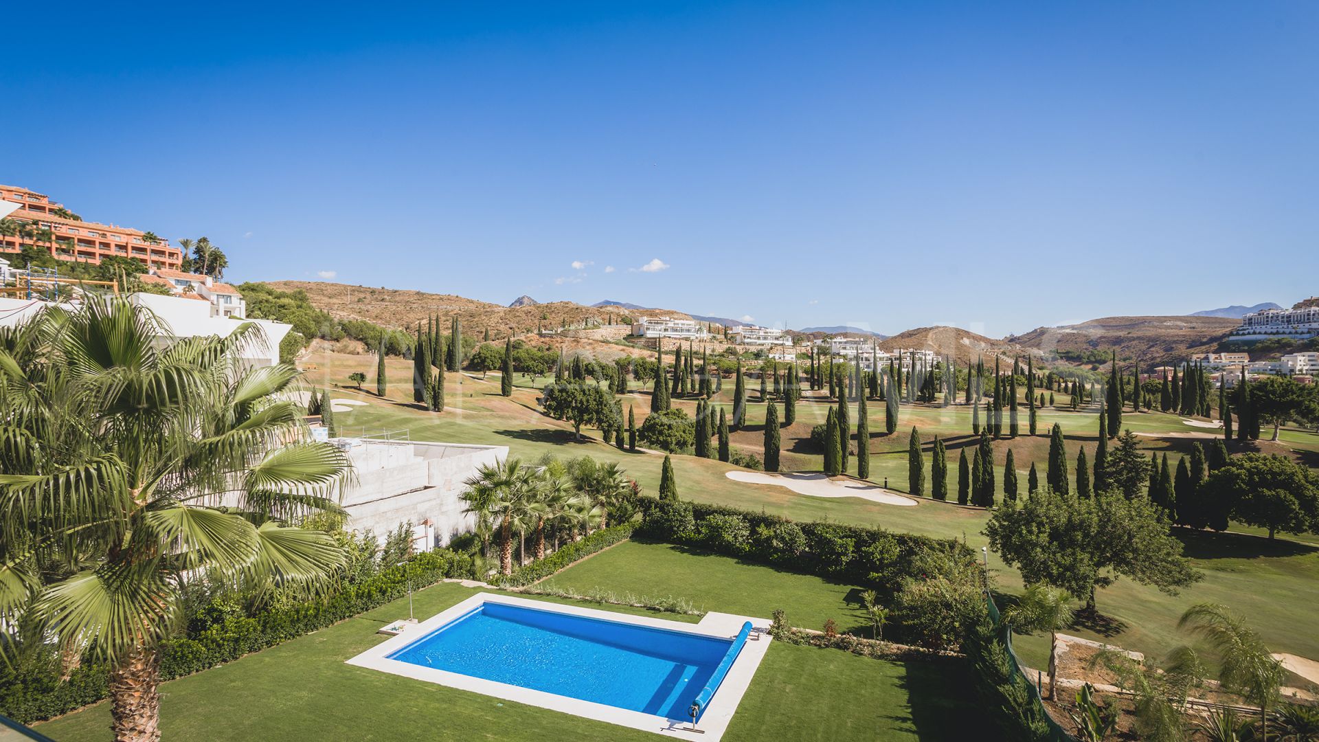 Villa for sale in Los Flamingos Golf