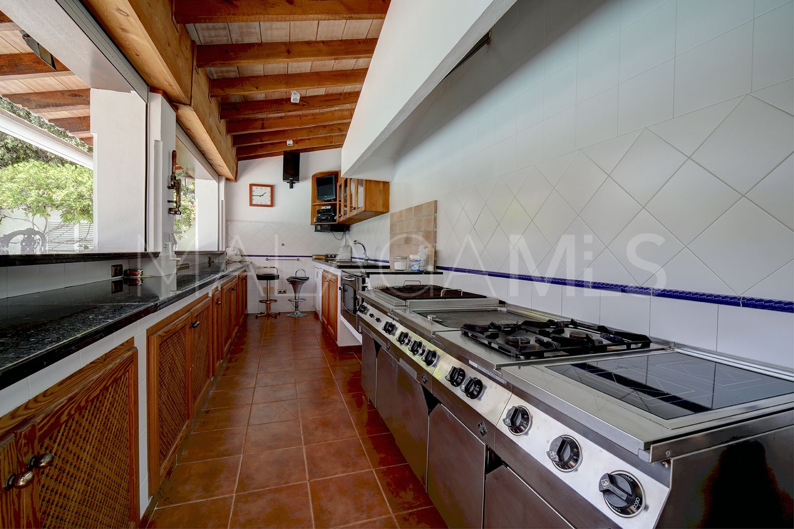 Villa for sale in Guadalmansa Playa