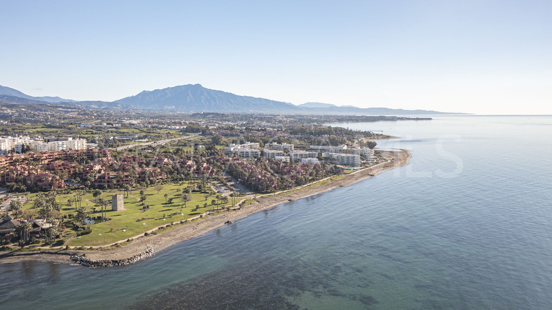 Duplex penthouse for sale in Torre Bermeja