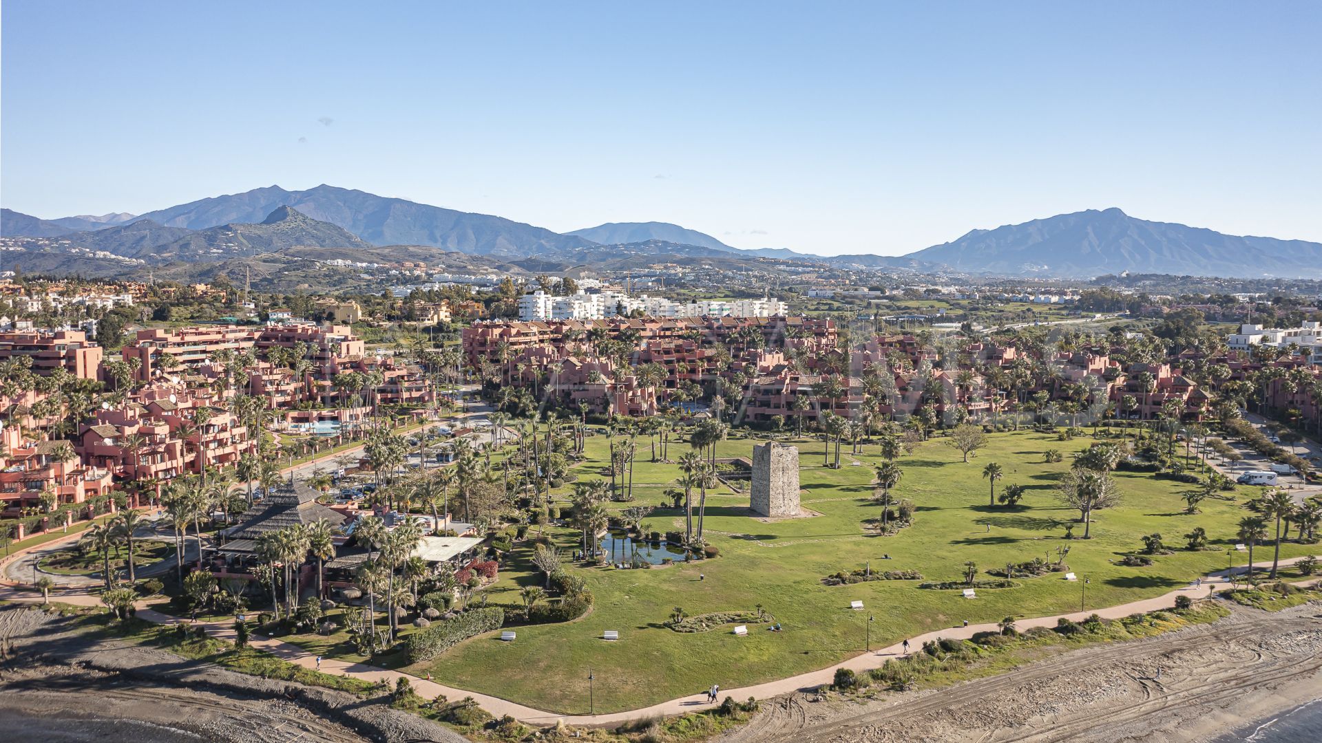 Duplex penthouse for sale in Torre Bermeja