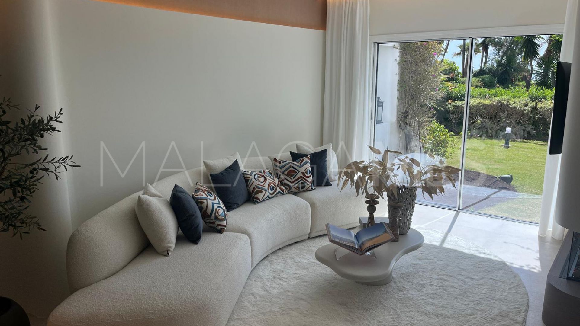 Se vende apartamento planta baja in Costalita de 3 bedrooms