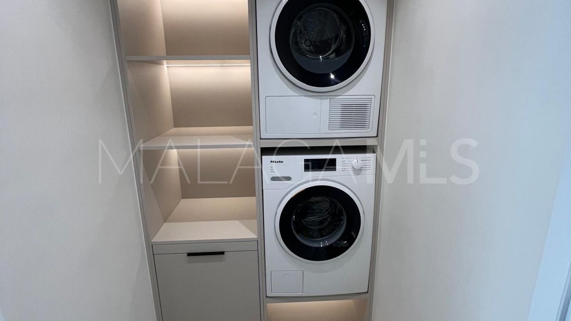 Se vende apartamento planta baja in Costalita de 3 bedrooms