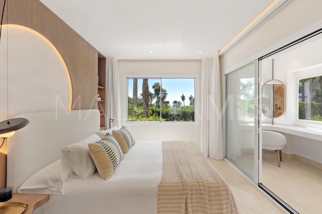 Se vende apartamento planta baja in Costalita de 3 bedrooms