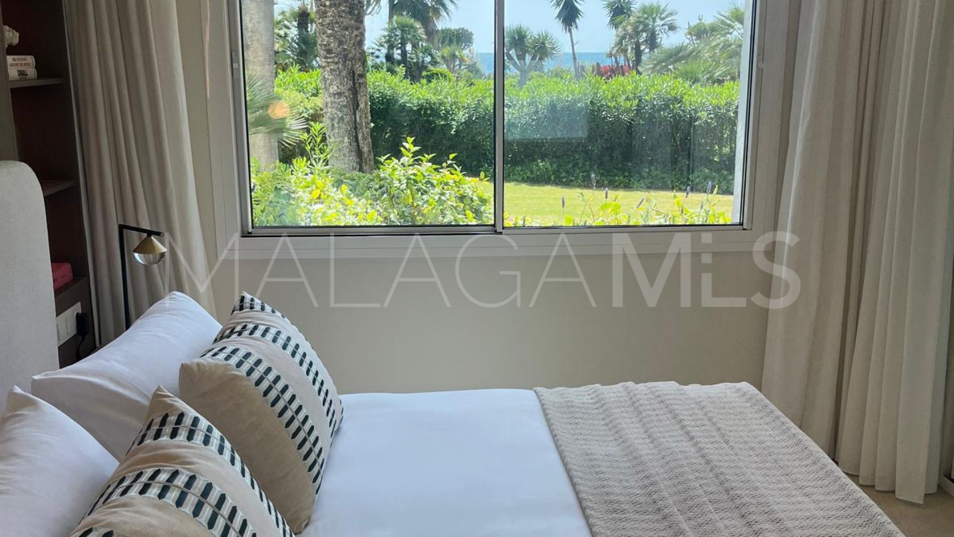 Se vende apartamento planta baja in Costalita de 3 bedrooms