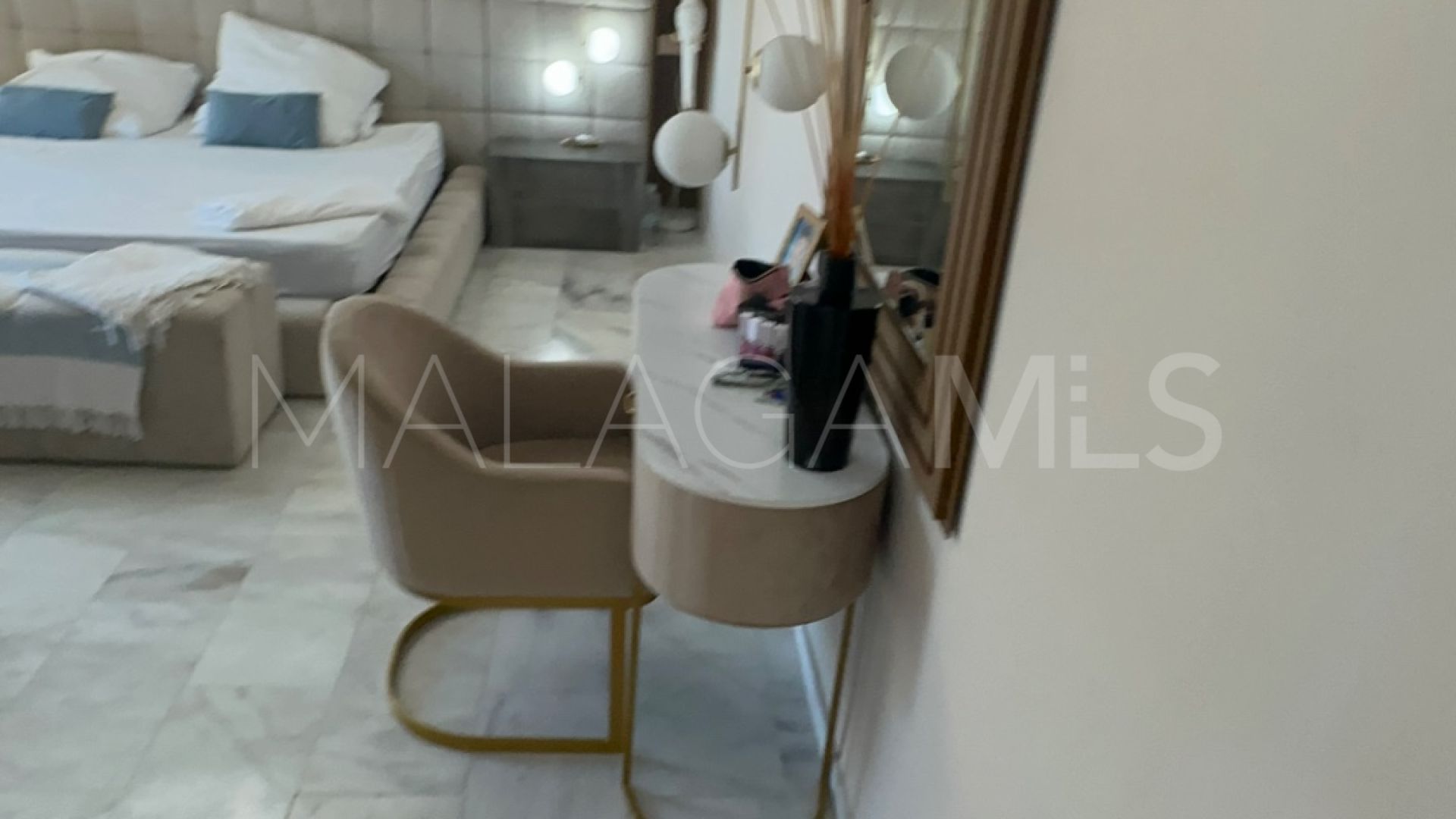 Villa for sale in Guadalmina Alta