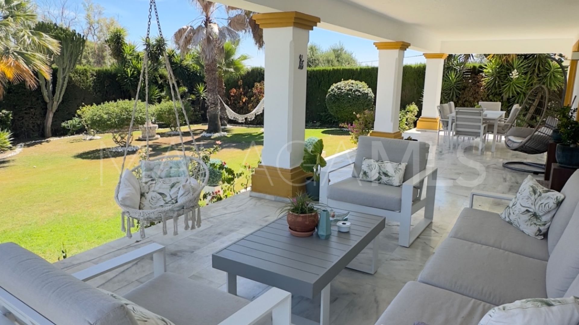 Villa for sale in Guadalmina Alta