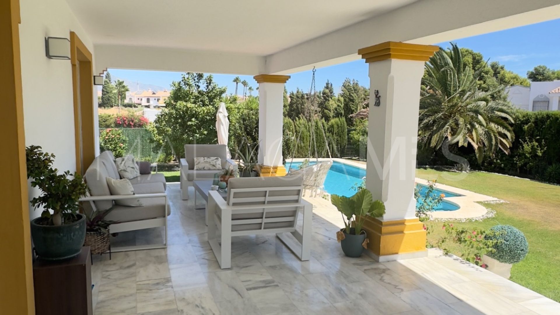 Villa for sale in Guadalmina Alta