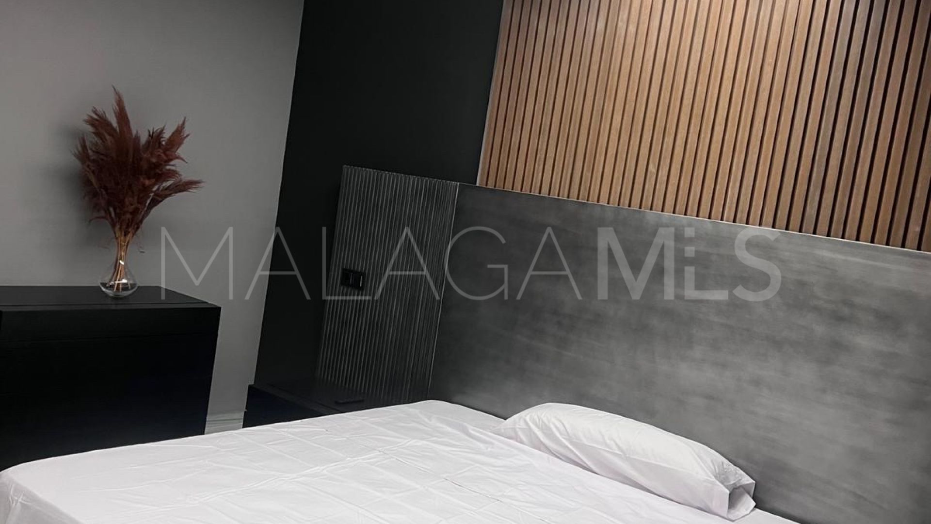Villa for sale in Guadalmina Alta
