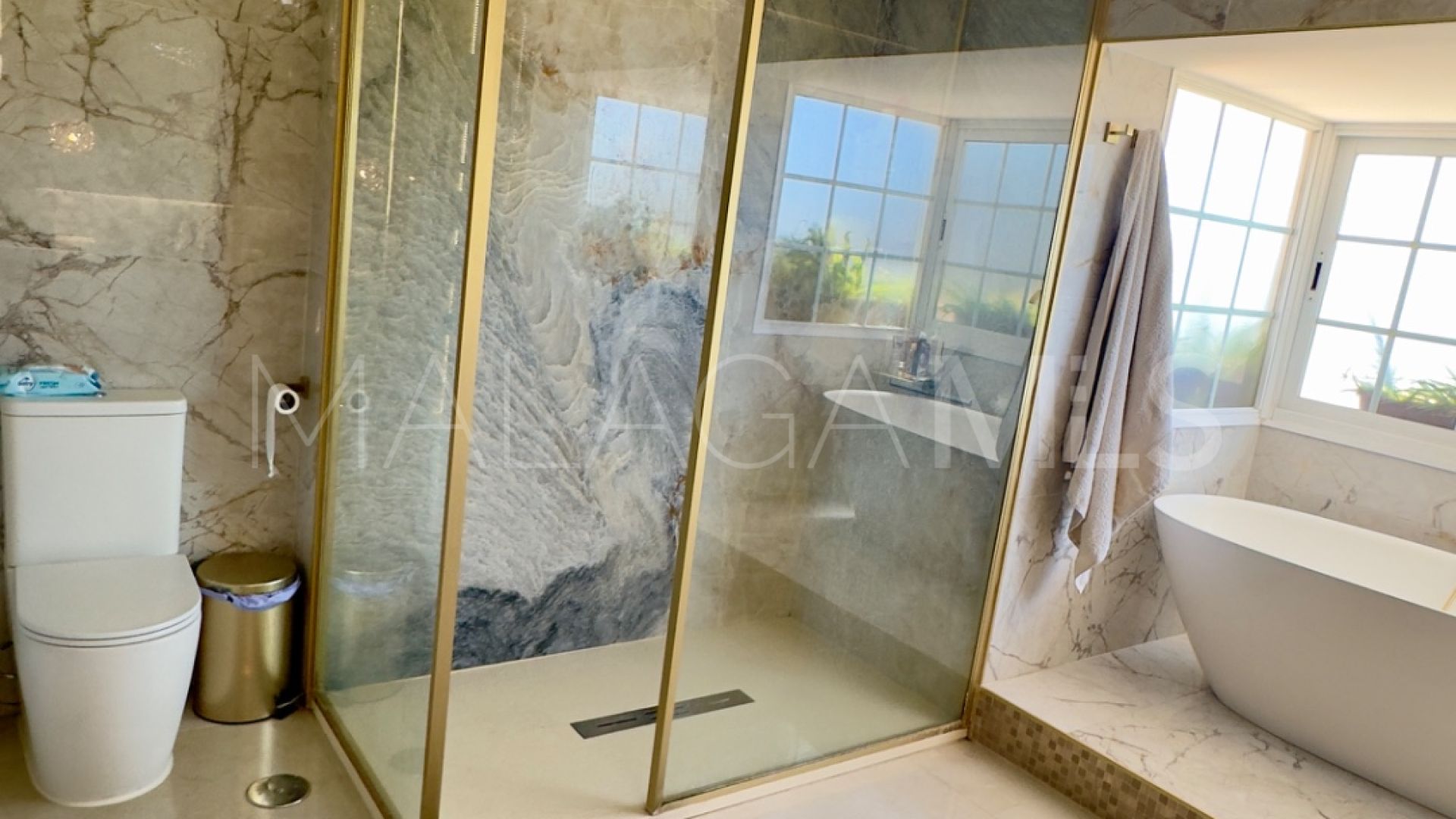 Villa for sale in Guadalmina Alta