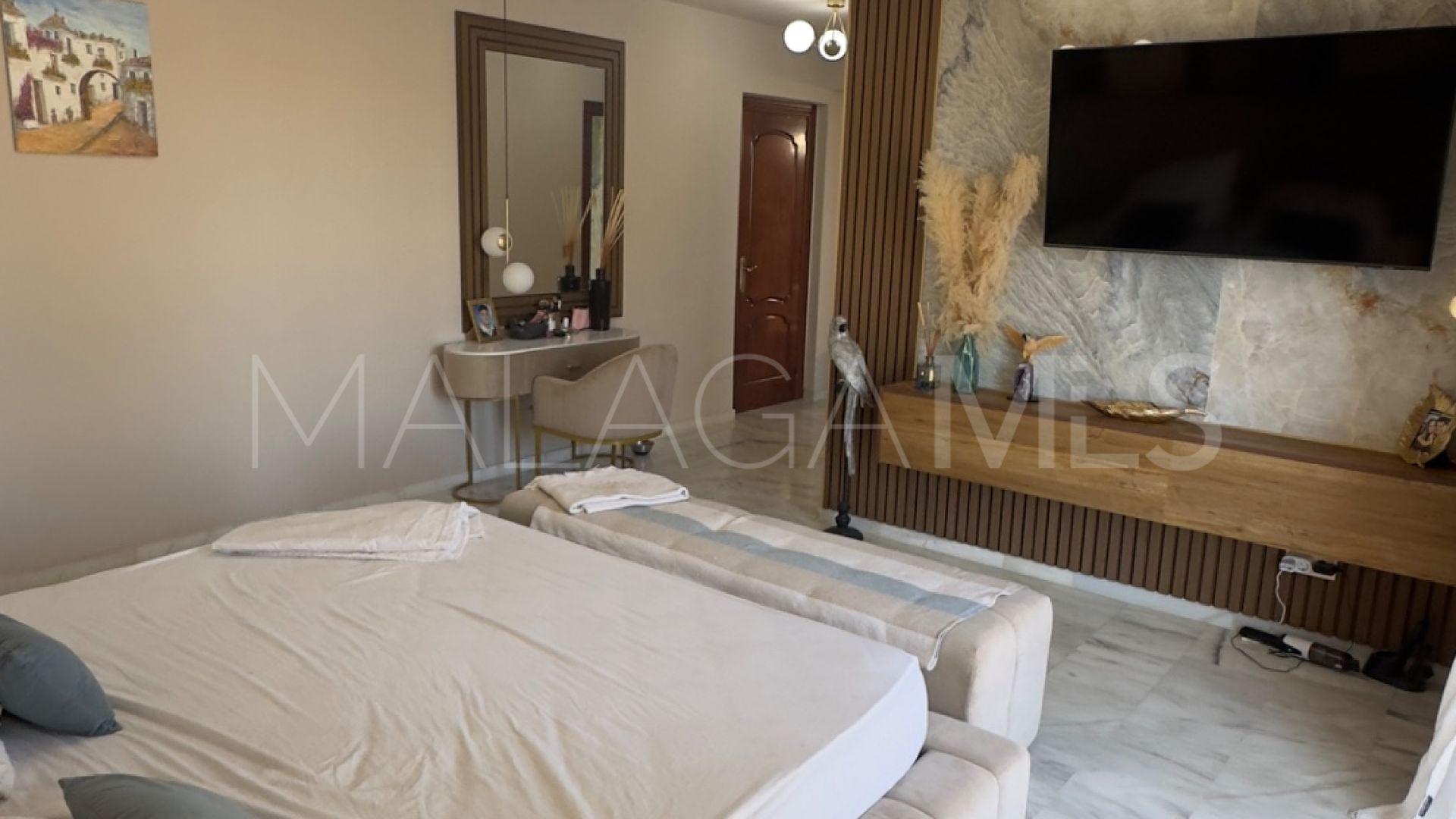 Villa for sale in Guadalmina Alta