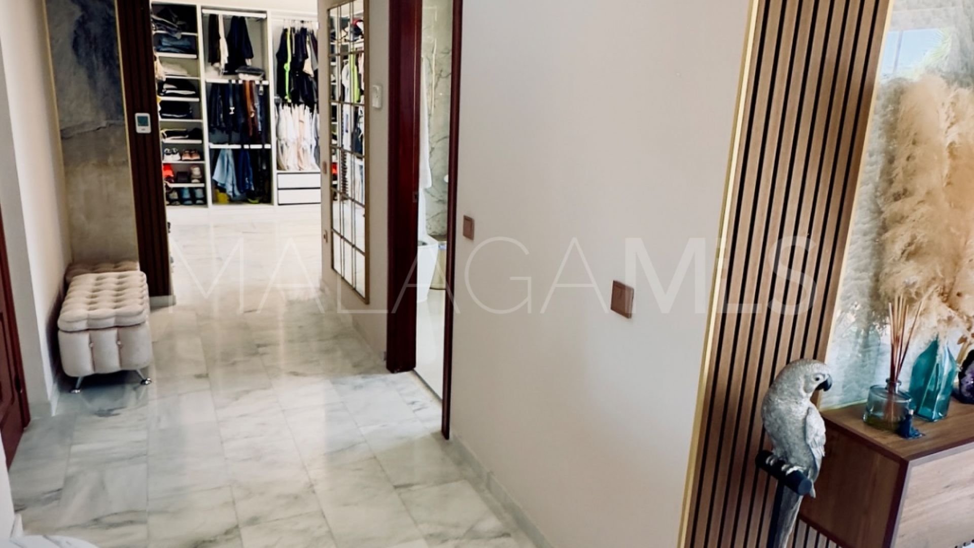 Villa for sale in Guadalmina Alta