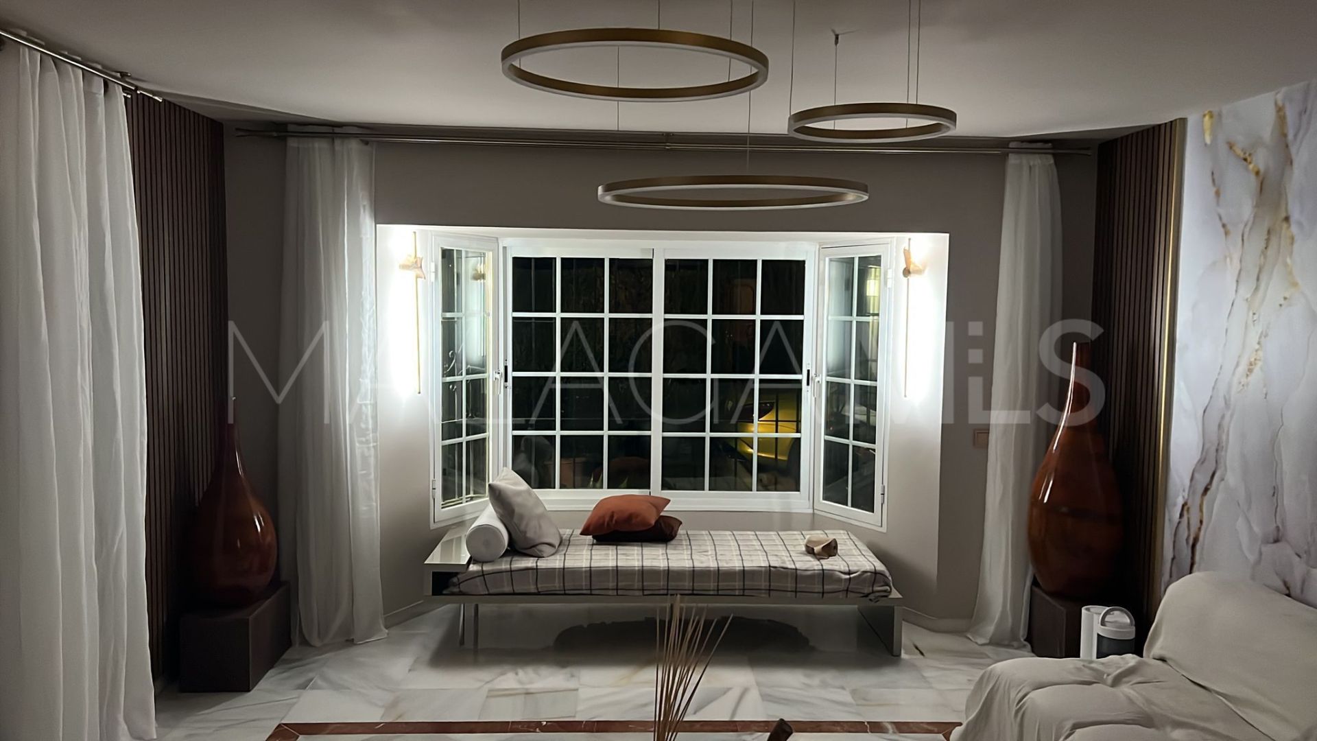 Villa for sale in Guadalmina Alta