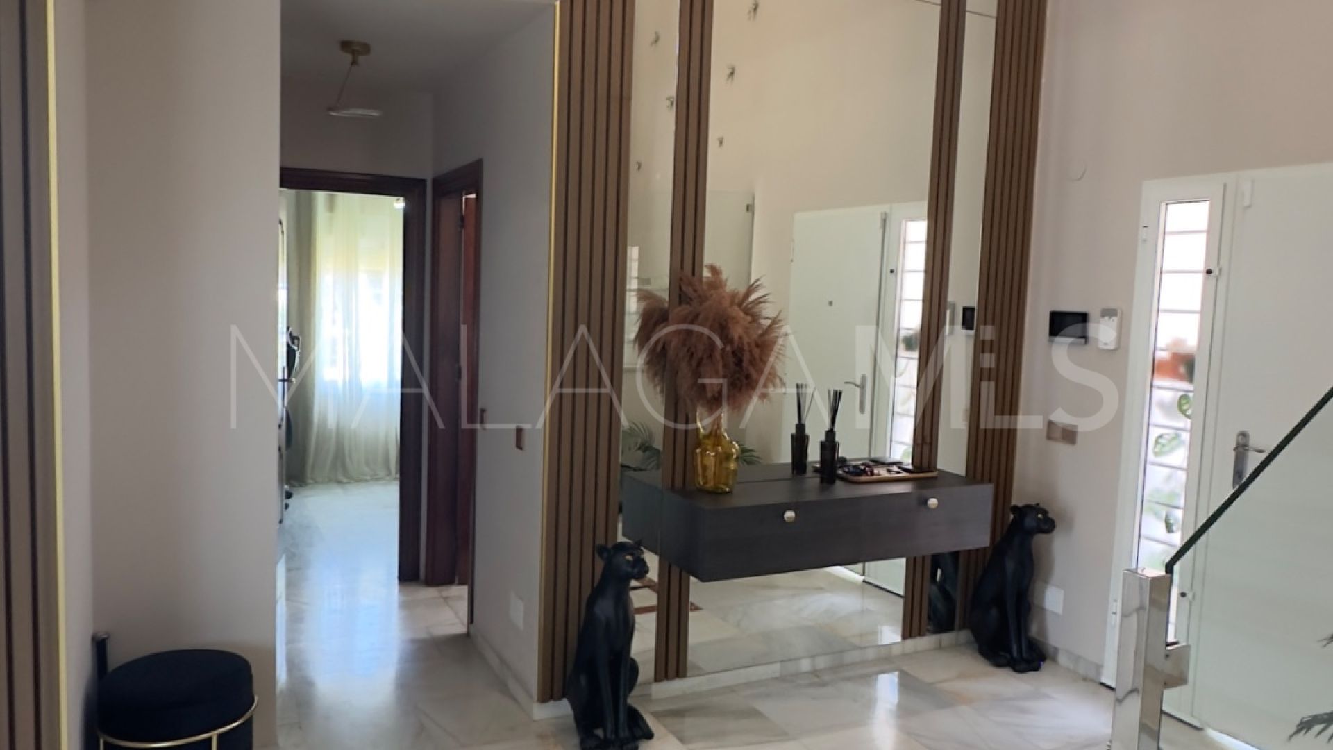 Villa for sale in Guadalmina Alta