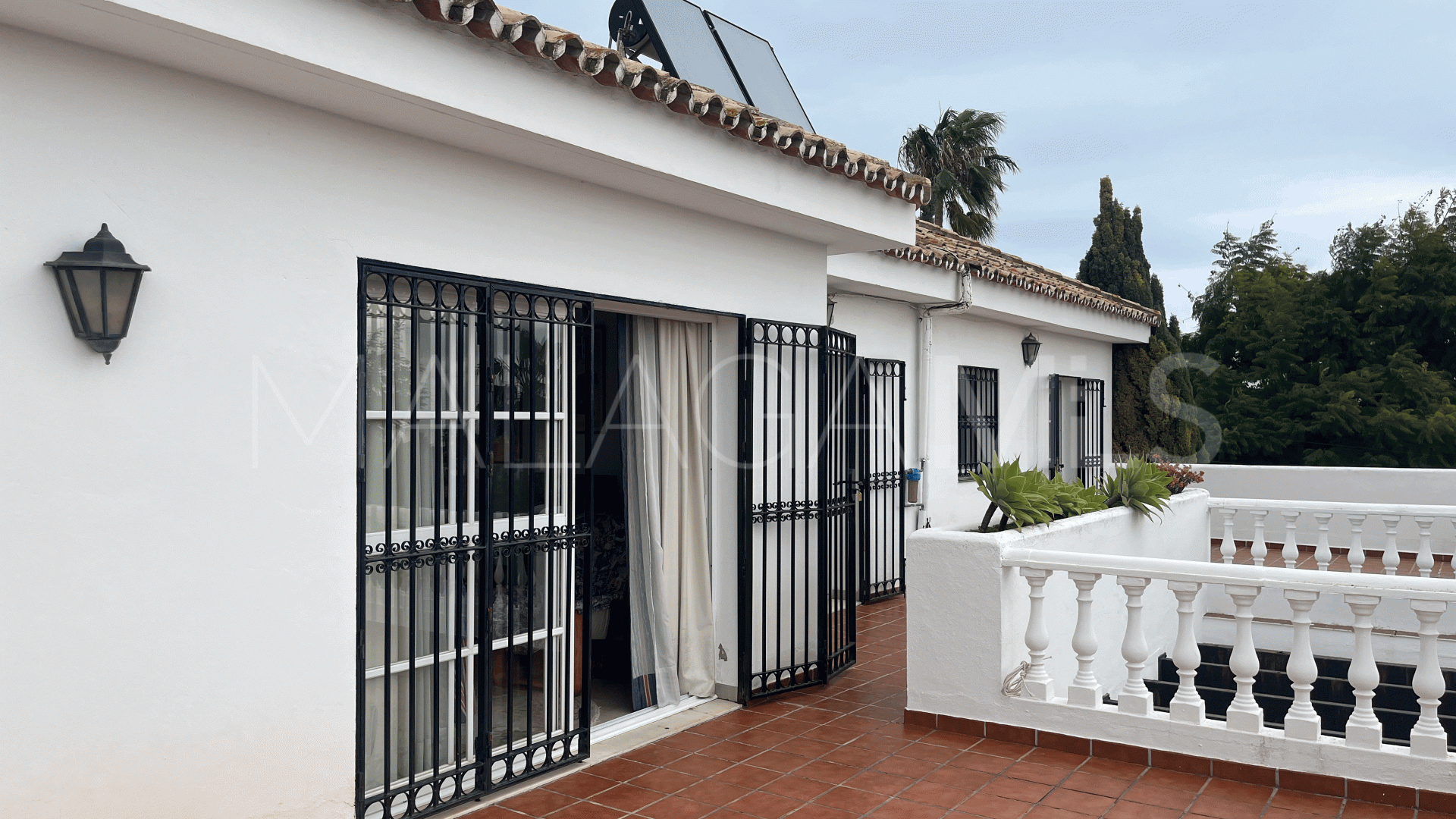 Villa for sale in Valdeolletas