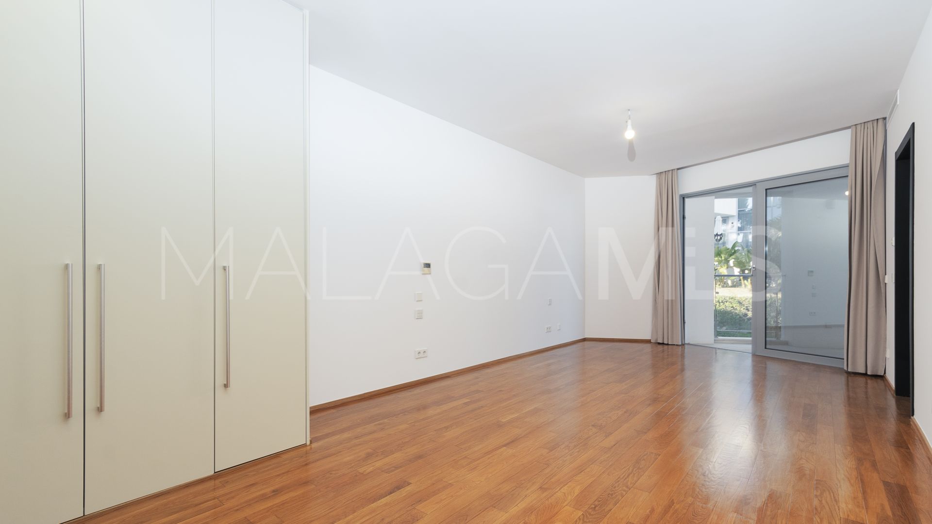 Parhus for sale in Meisho Hills