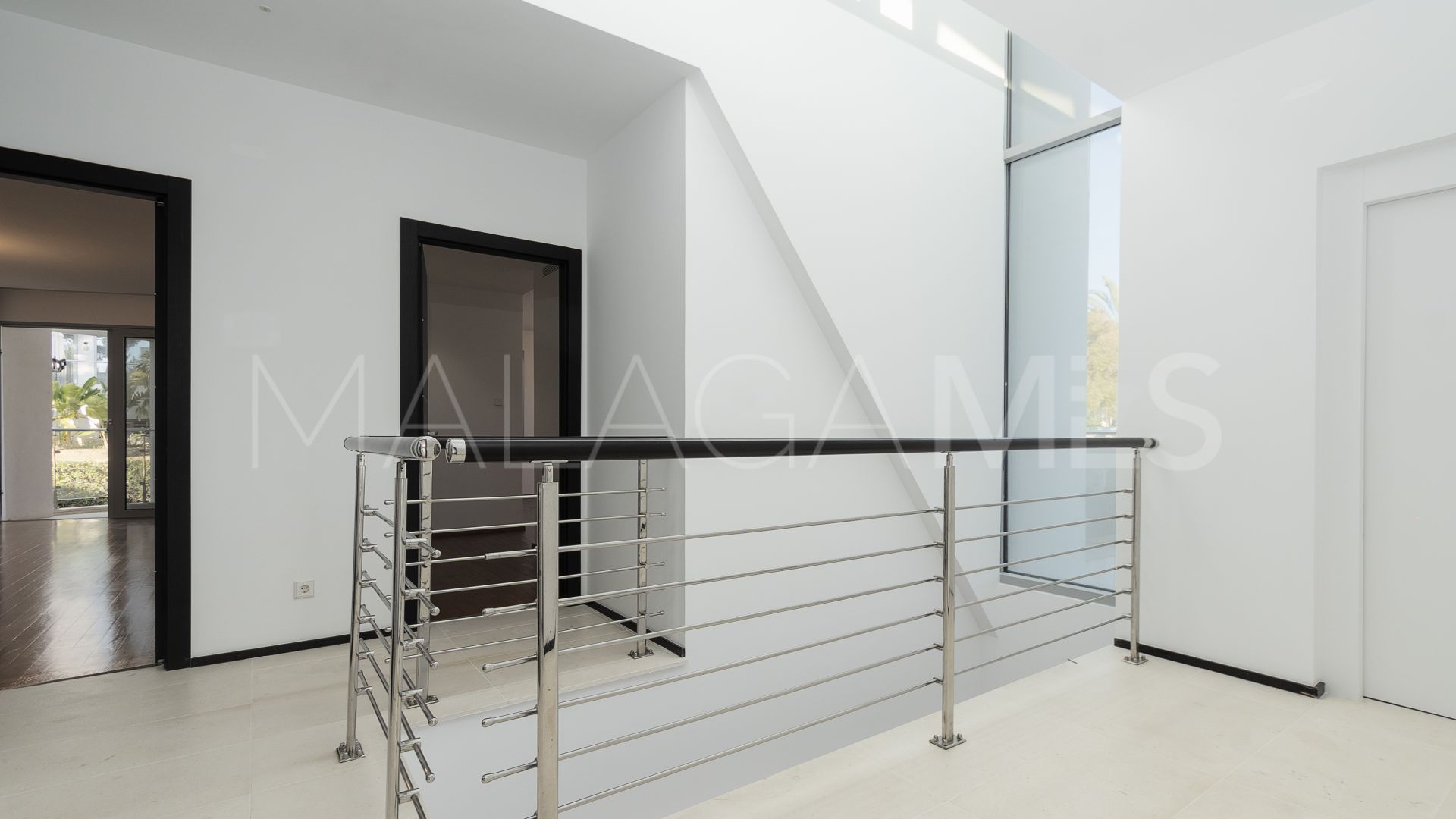 Parhus for sale in Meisho Hills