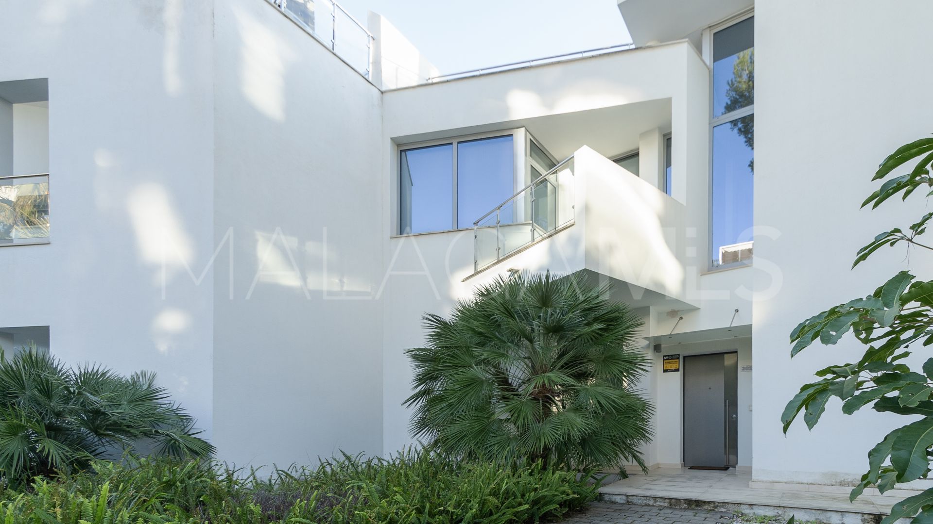 Parhus for sale in Meisho Hills