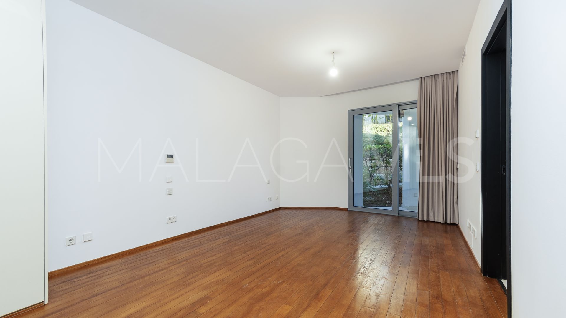 Parhus for sale in Meisho Hills