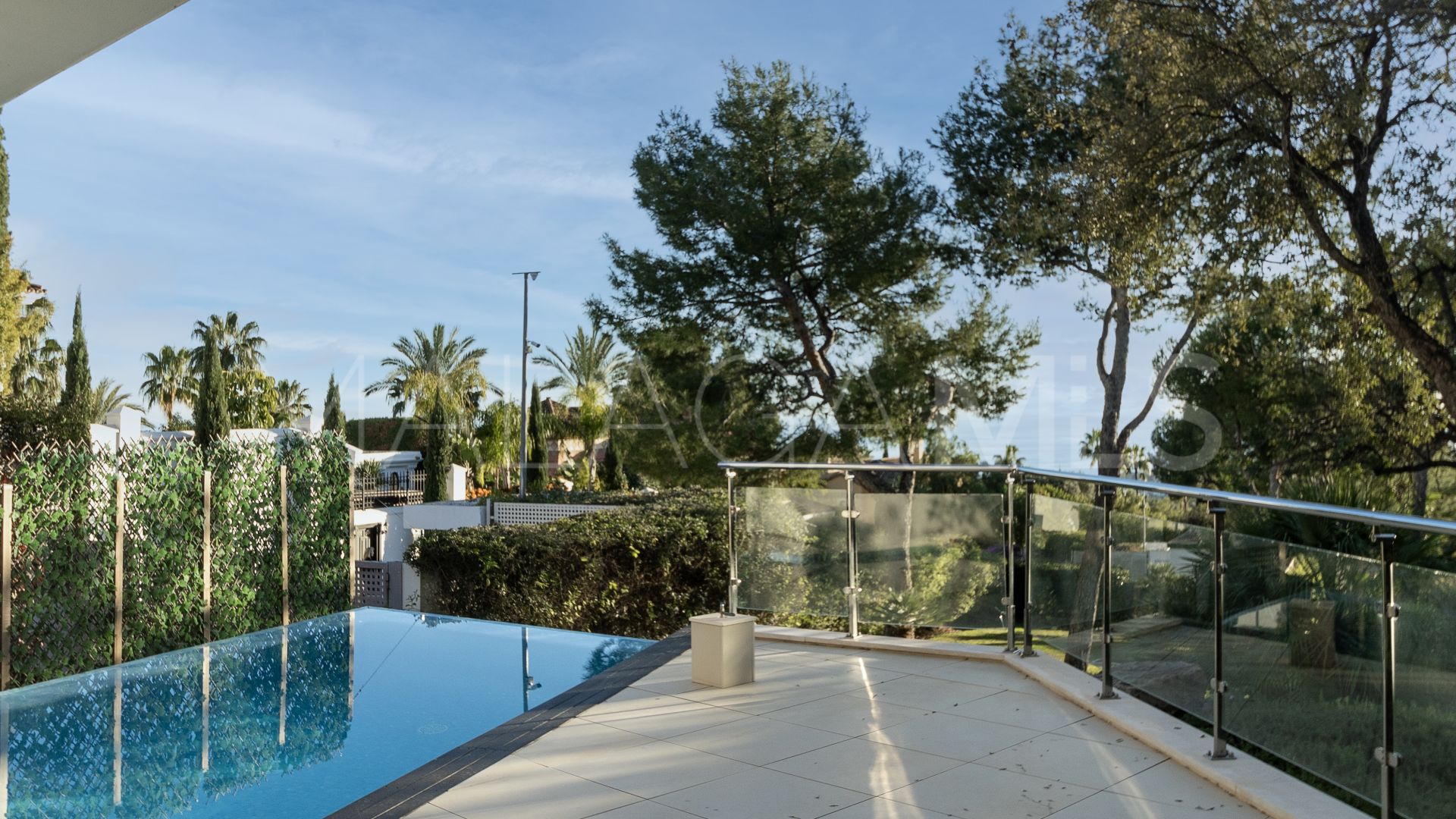 Parhus for sale in Meisho Hills