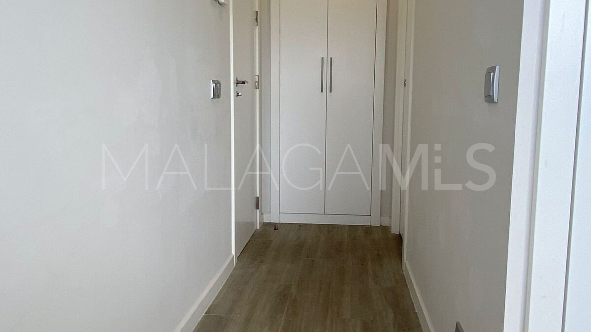 For sale Cancelada town house with 4 bedrooms