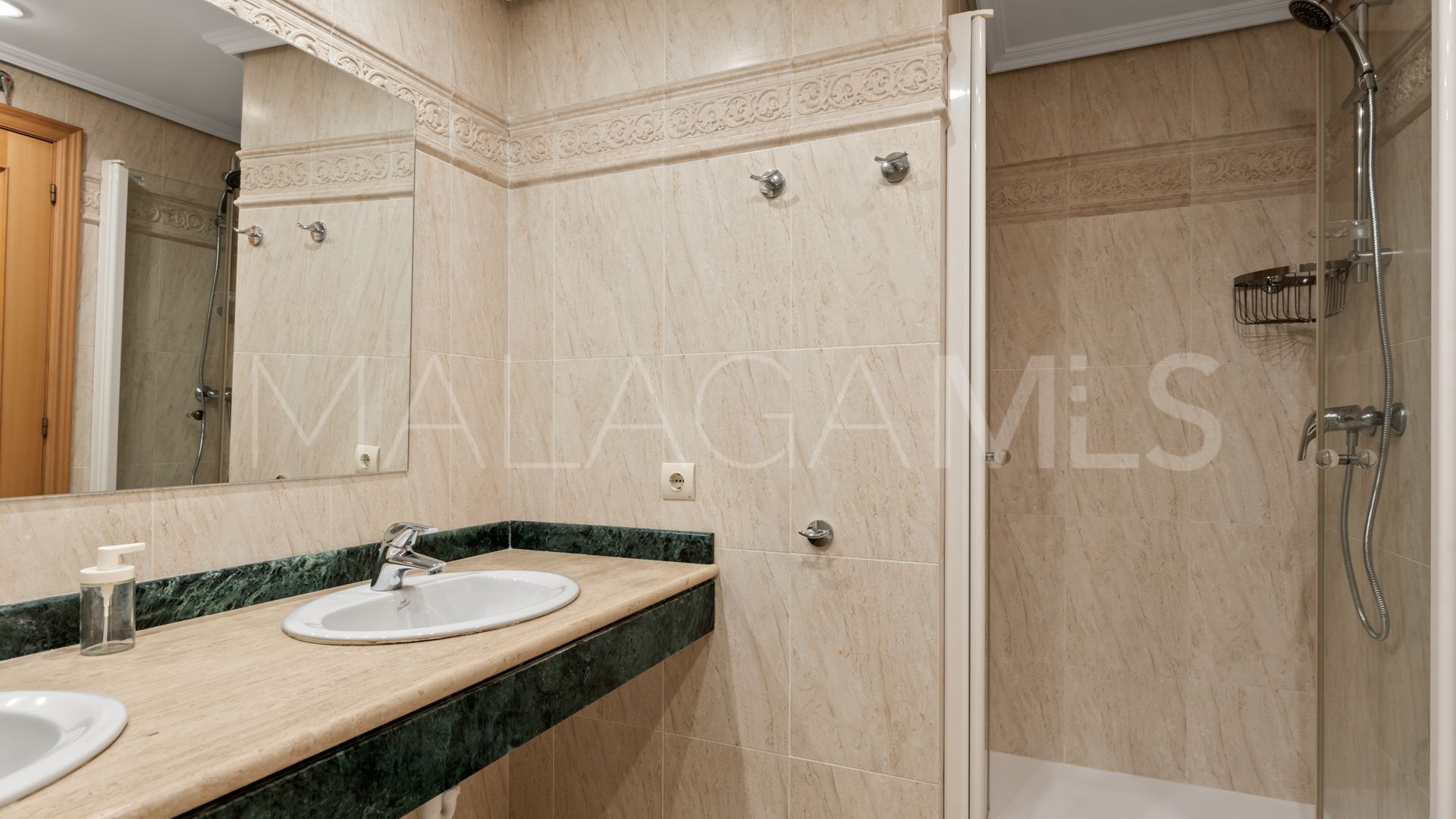 Wohnung for sale in Selwo Hills