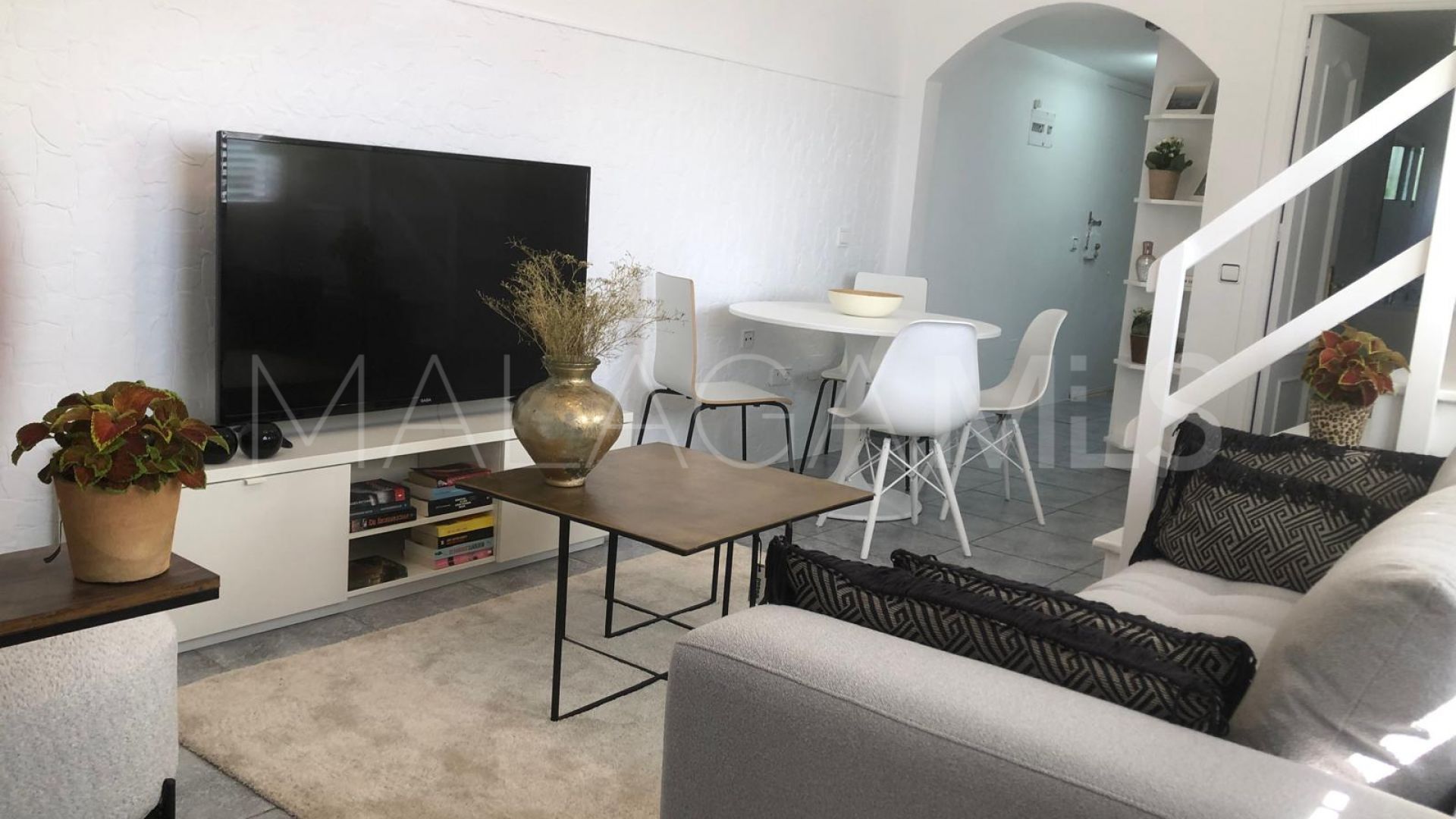 Buy apartamento planta baja with 2 bedrooms in Seghers