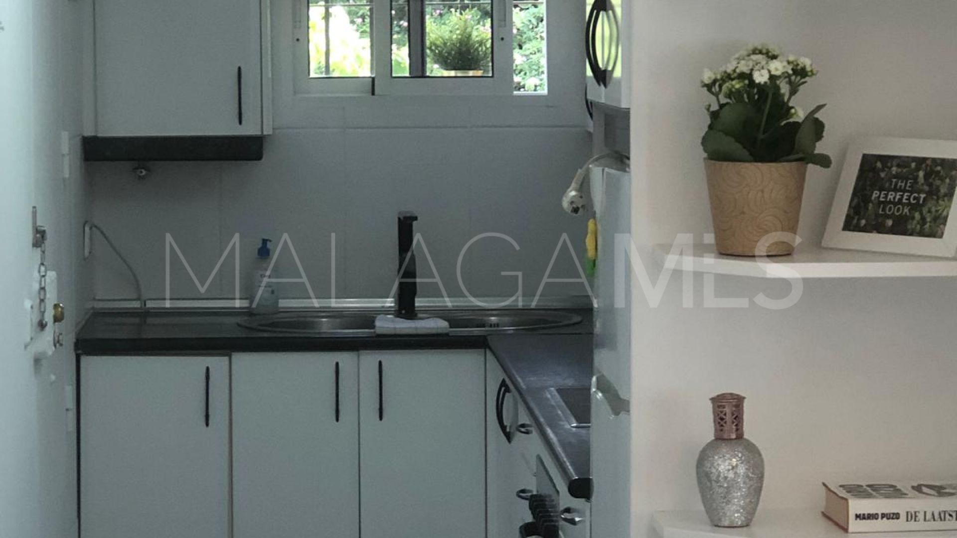 Buy apartamento planta baja with 2 bedrooms in Seghers