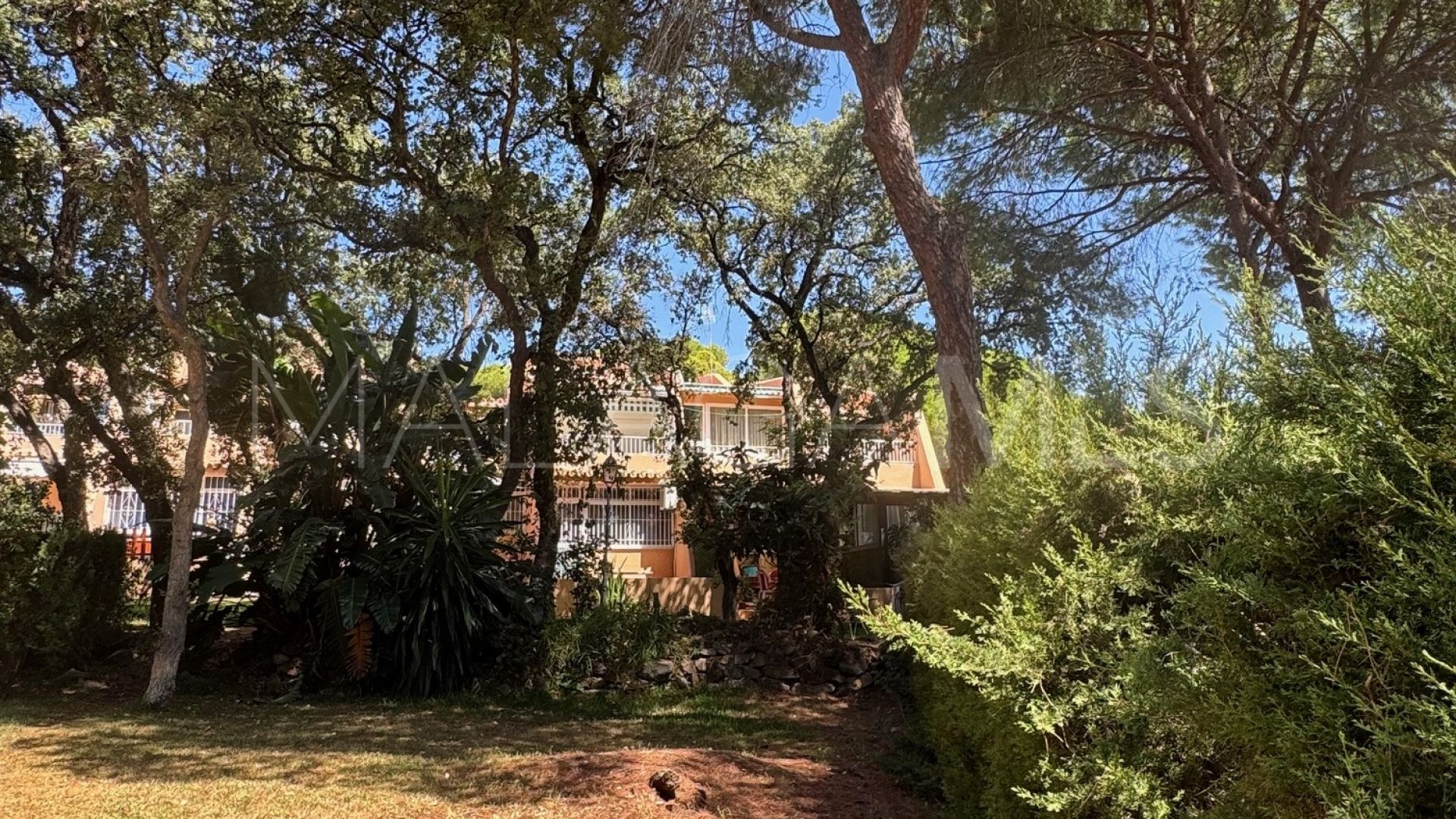 Buy apartamento planta baja with 2 bedrooms in Seghers