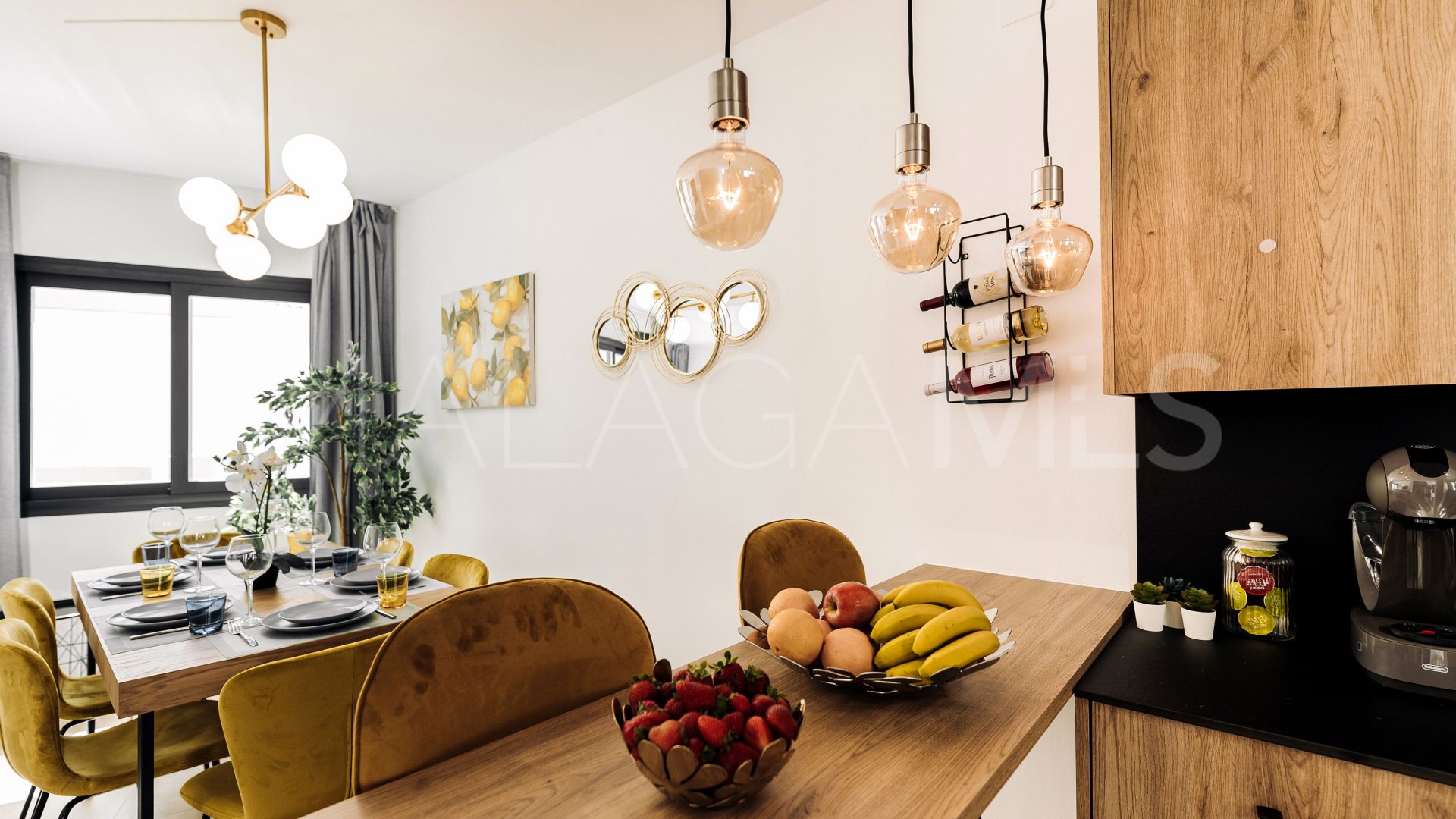 For sale 3 bedrooms town house in Agra Residencial