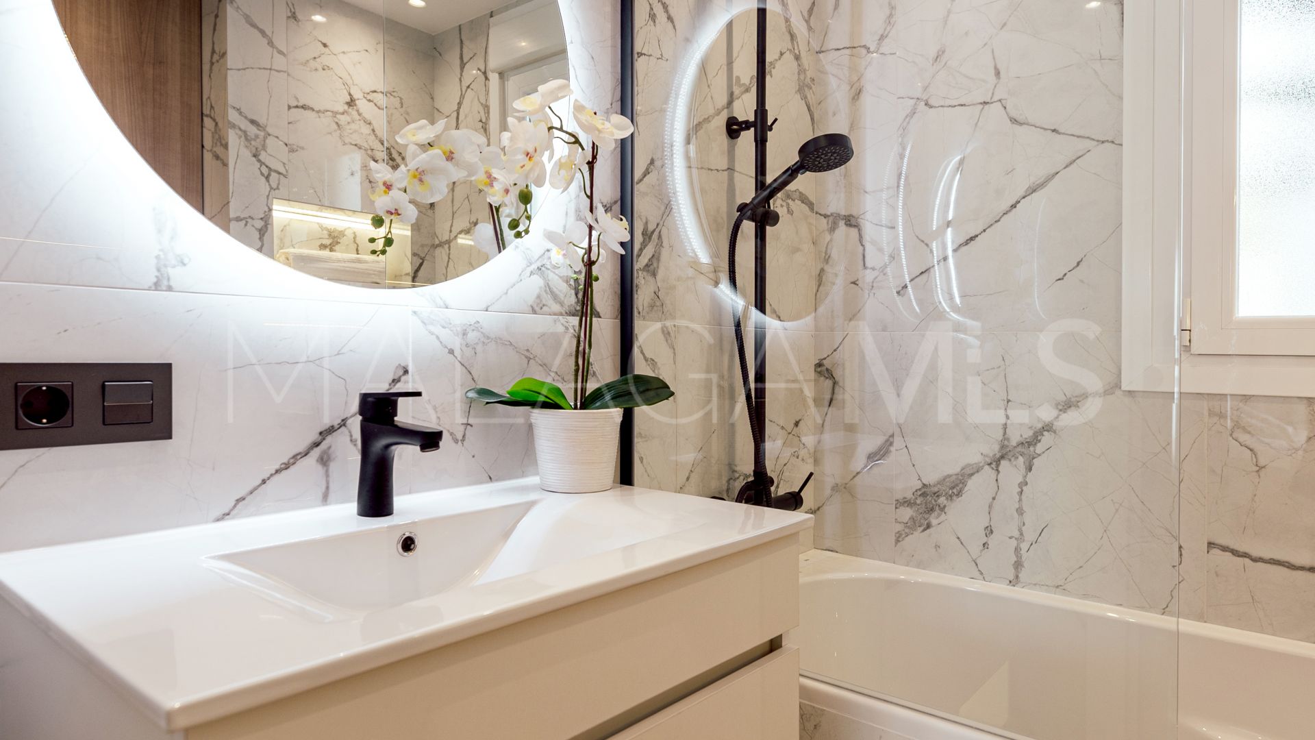 Atico duplex for sale in La Quinta Hills