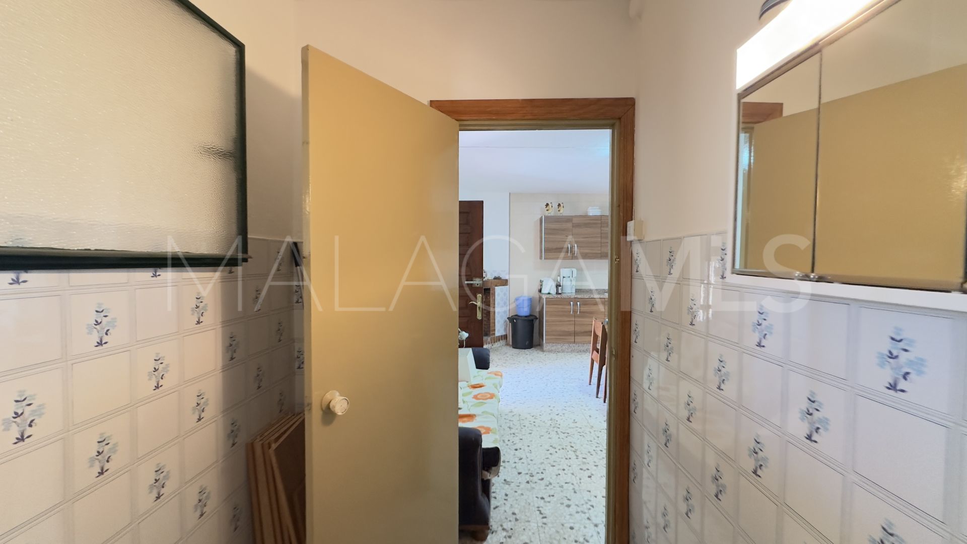 For sale Estepona West finca with 1 bedroom