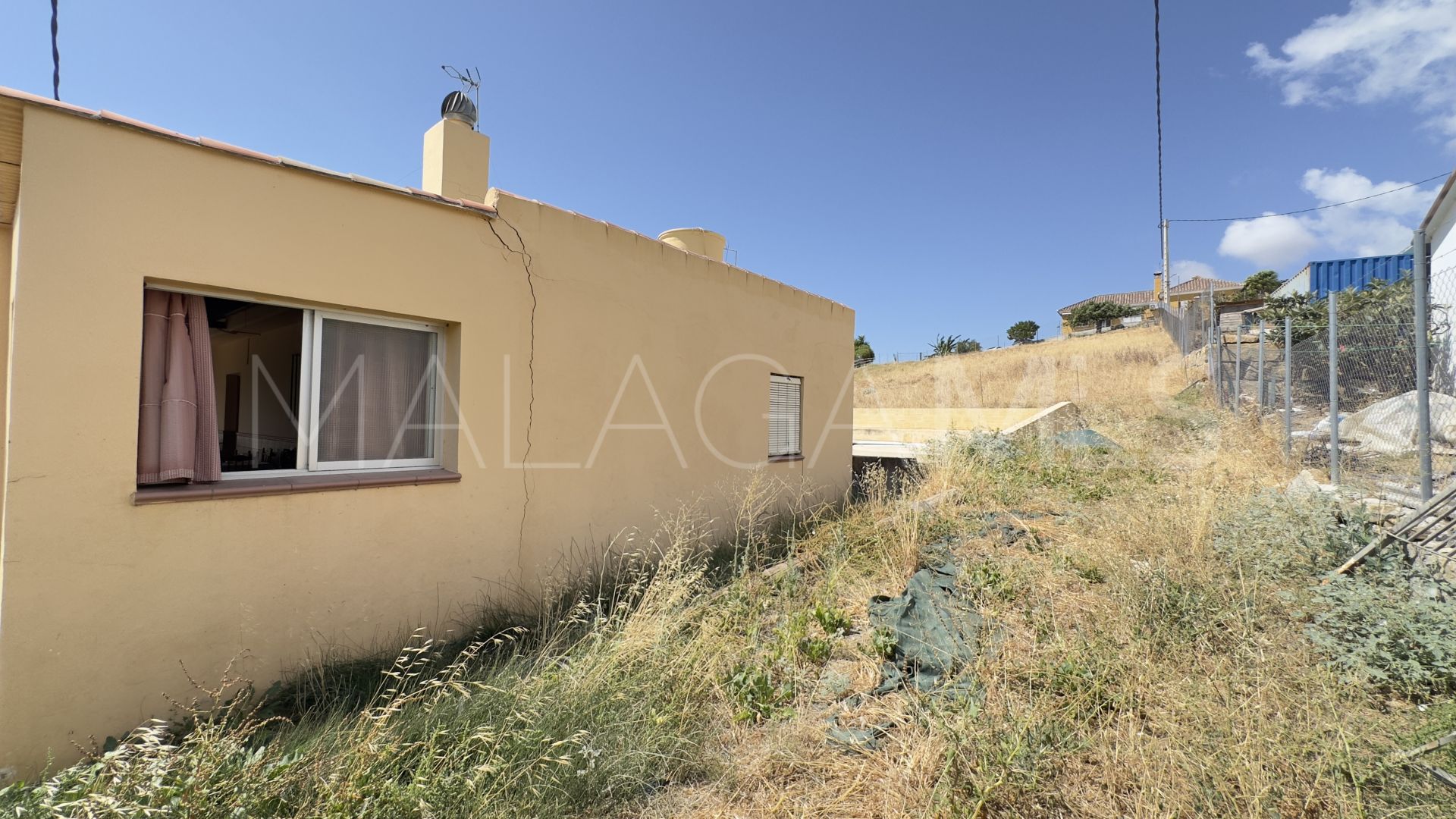 For sale Estepona West finca with 1 bedroom