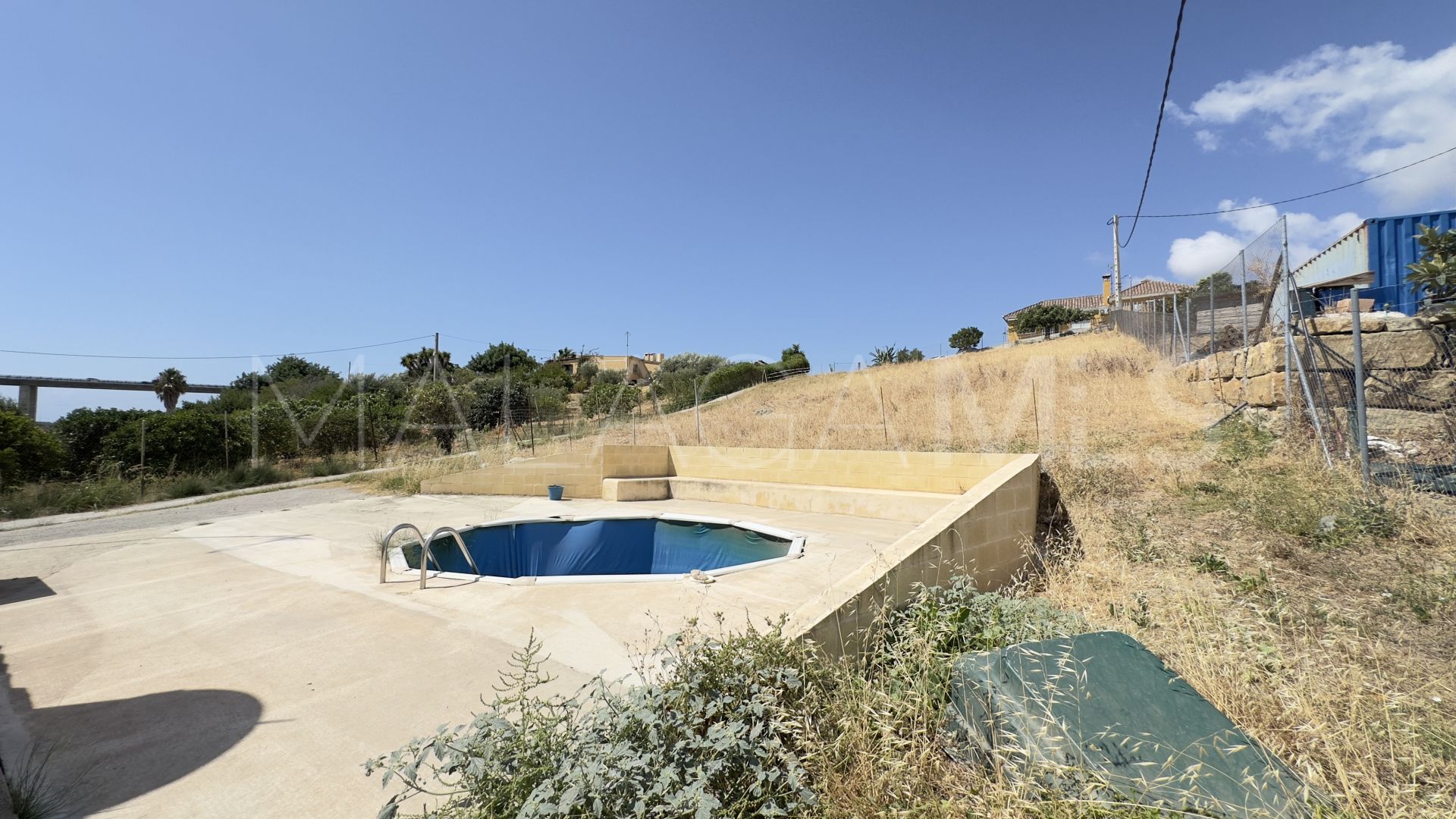 For sale Estepona West finca with 1 bedroom