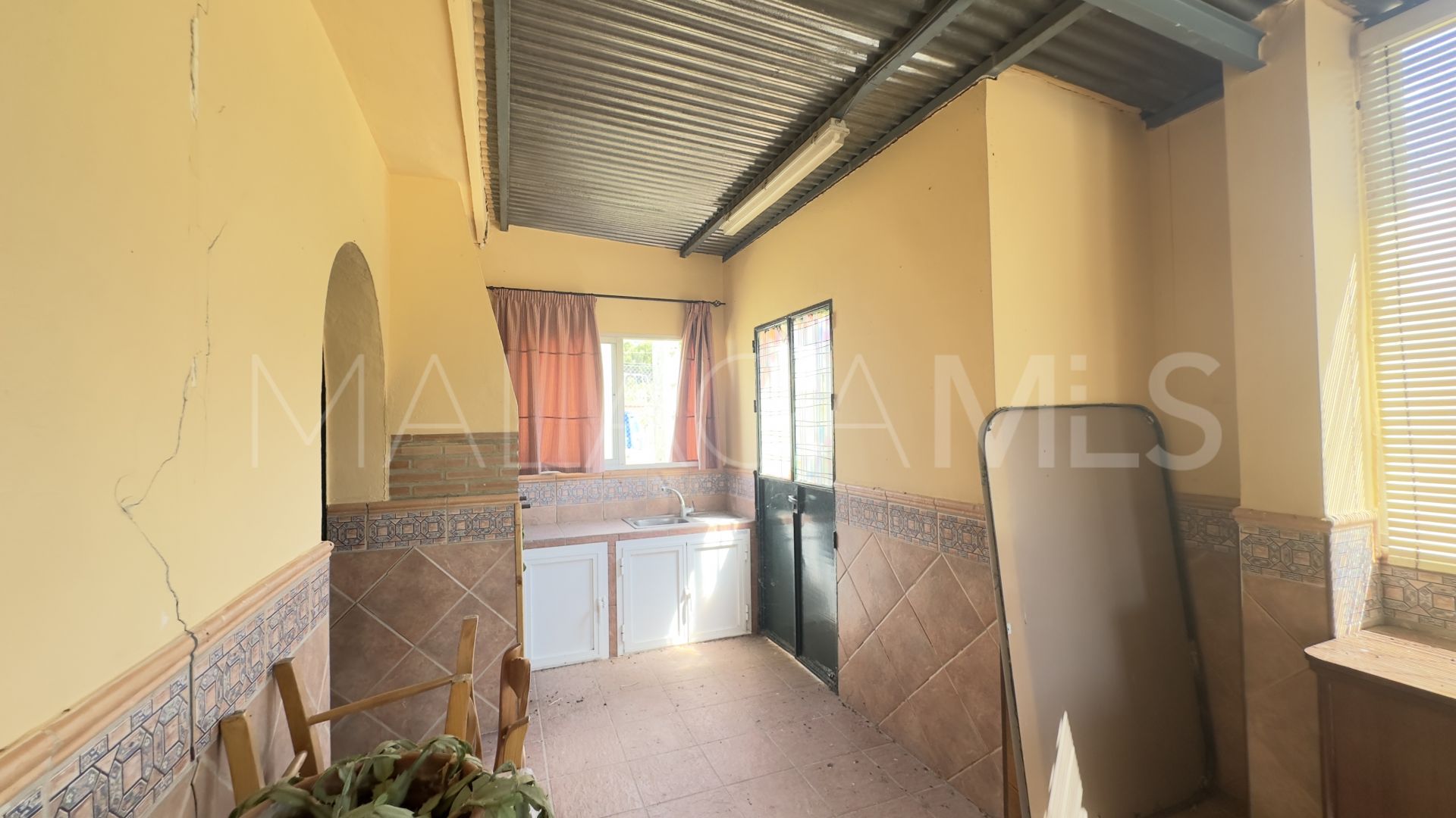 For sale Estepona West finca with 1 bedroom